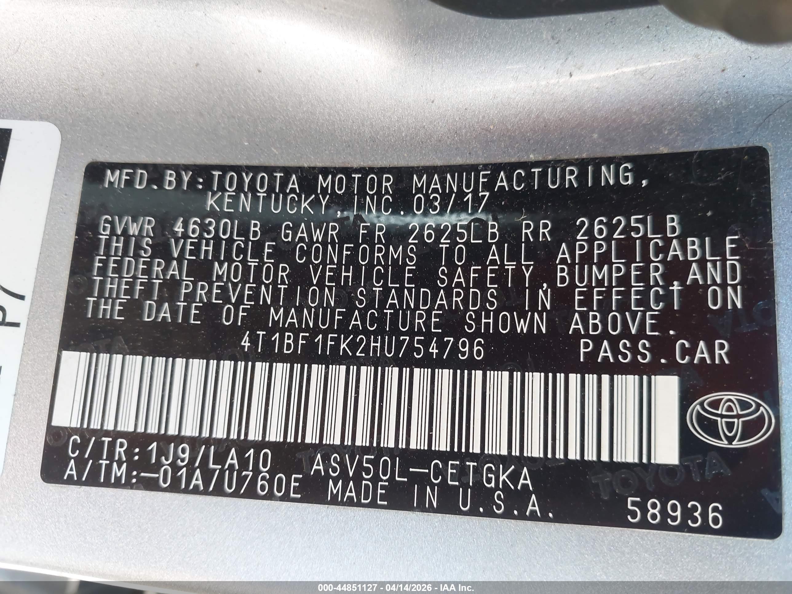 TOYOTA CAMRY image 9