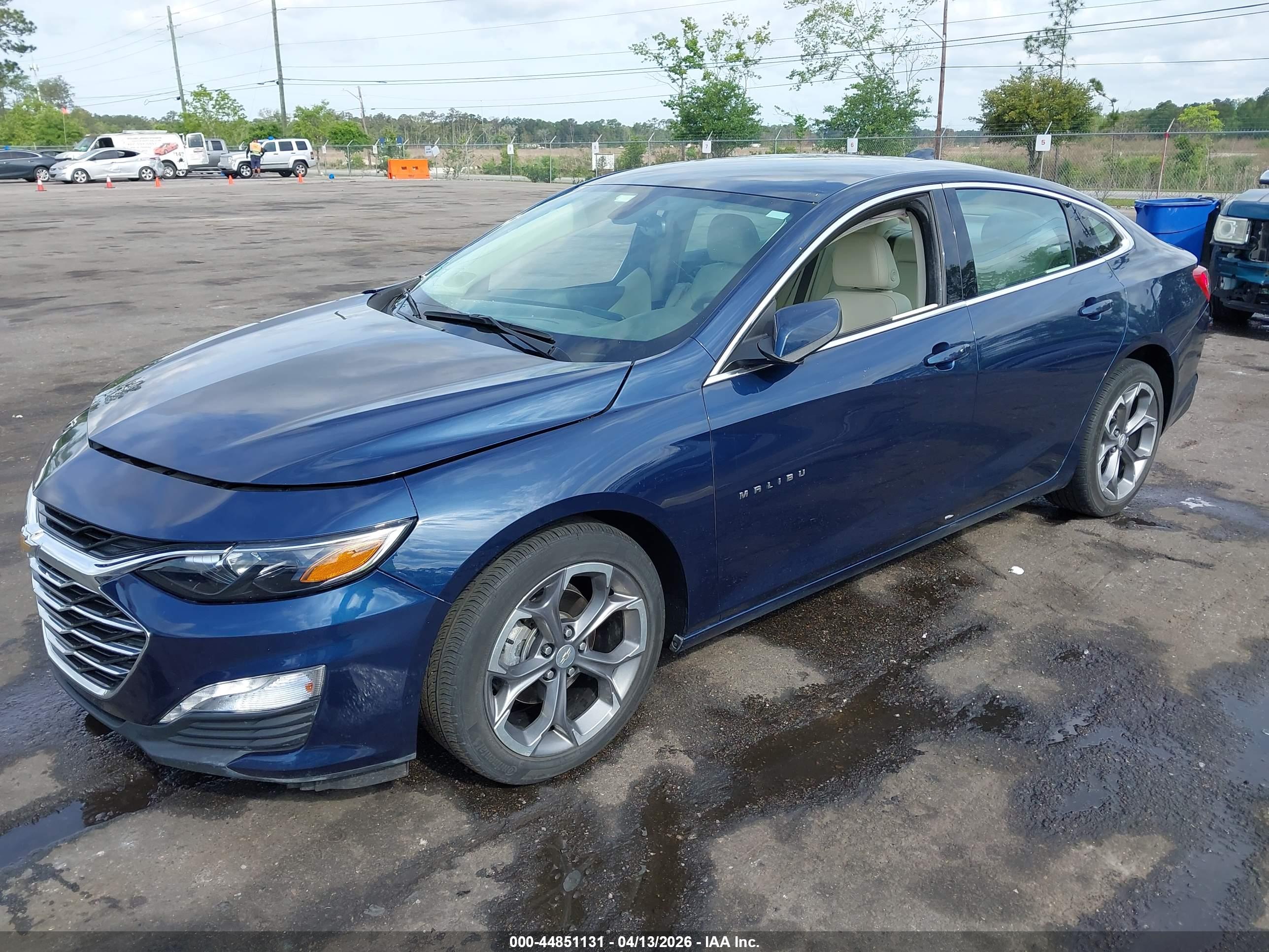 CHEVROLET MALIBU image 2