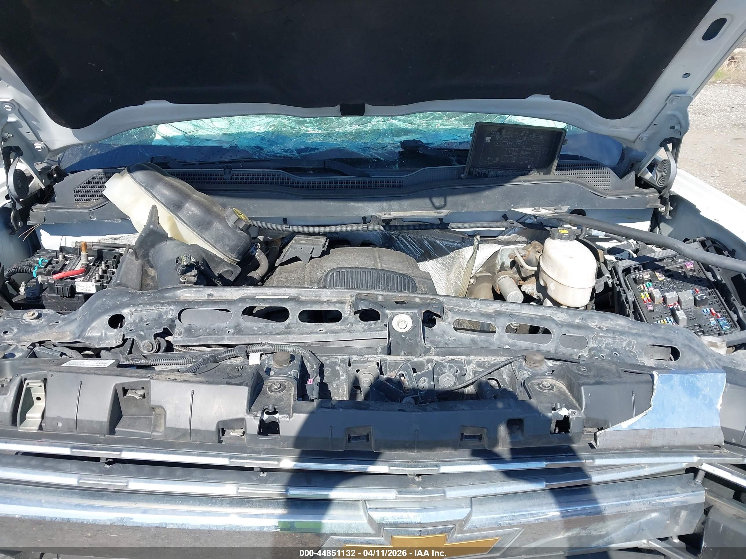CHEVROLET SILVERADO image 10