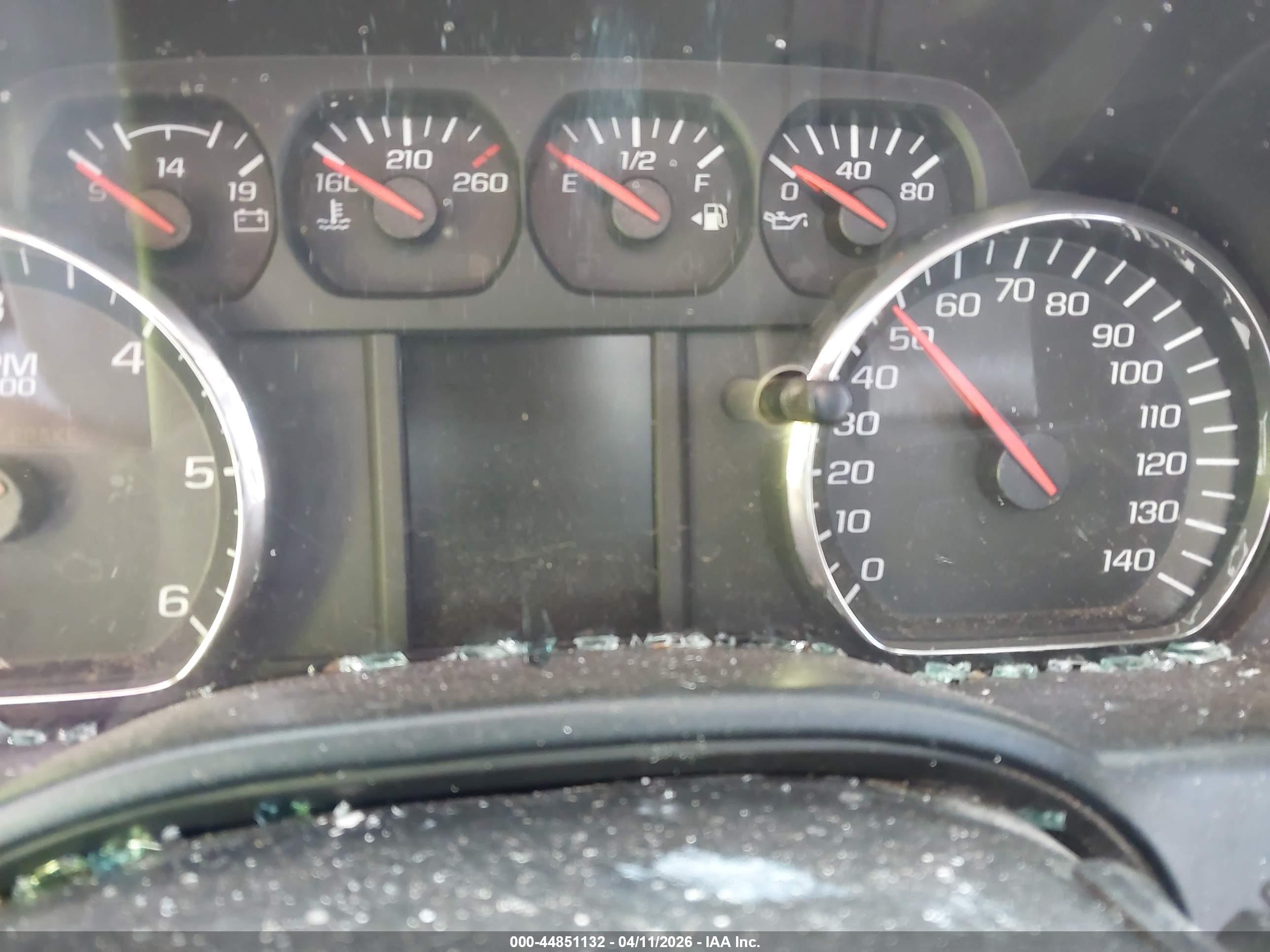 CHEVROLET SILVERADO image 7