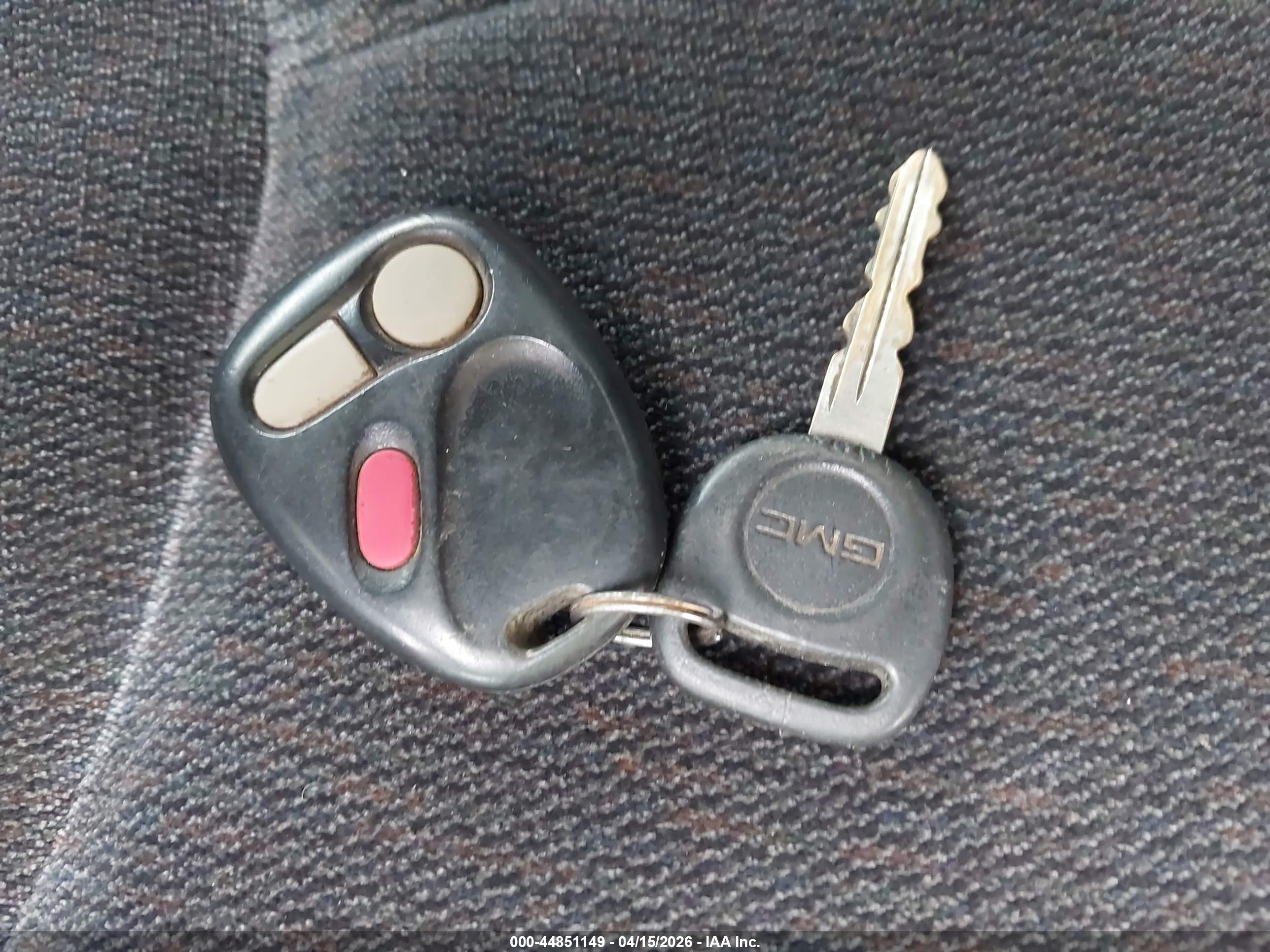 GMC SIERRA image 11