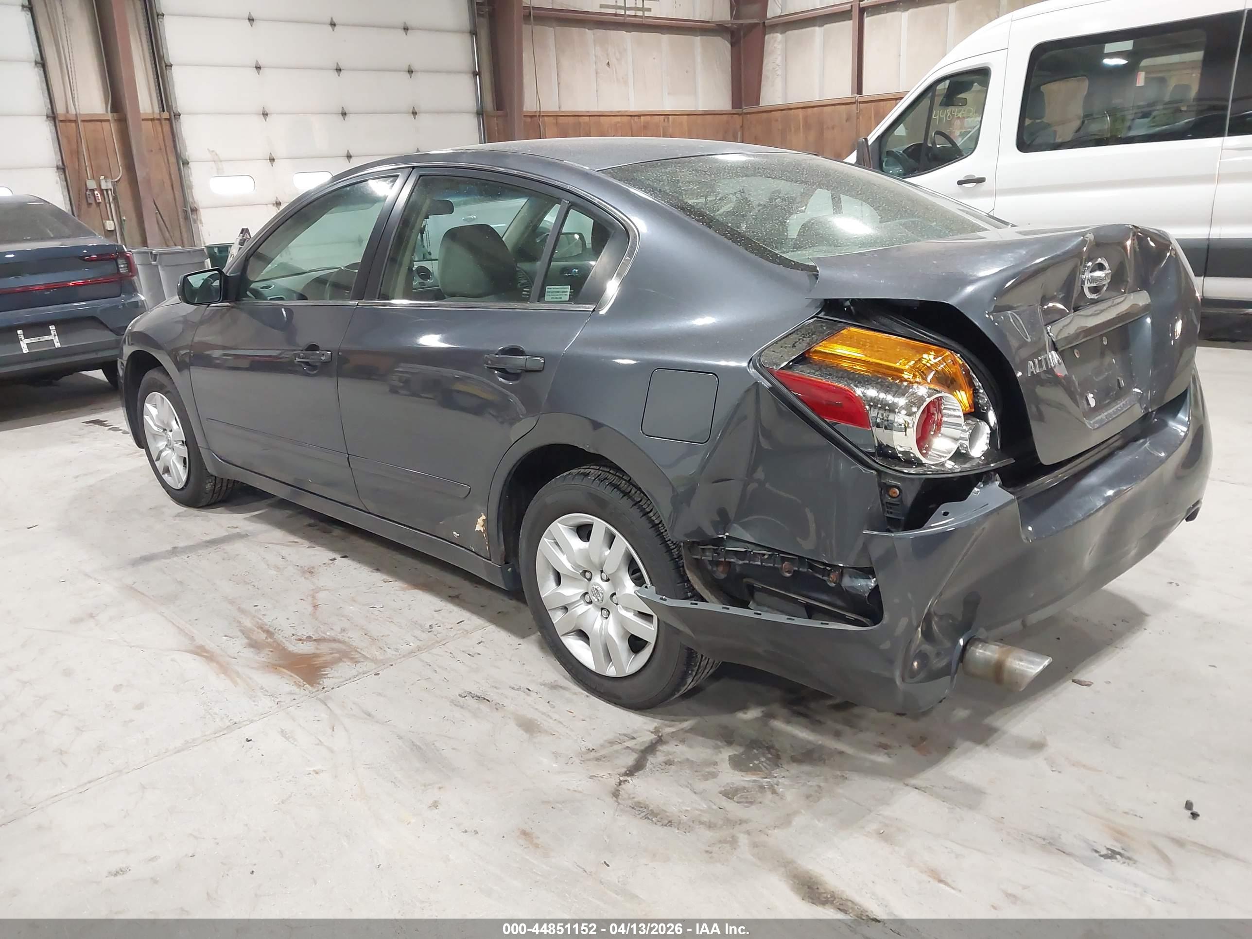 NISSAN ALTIMA image 3