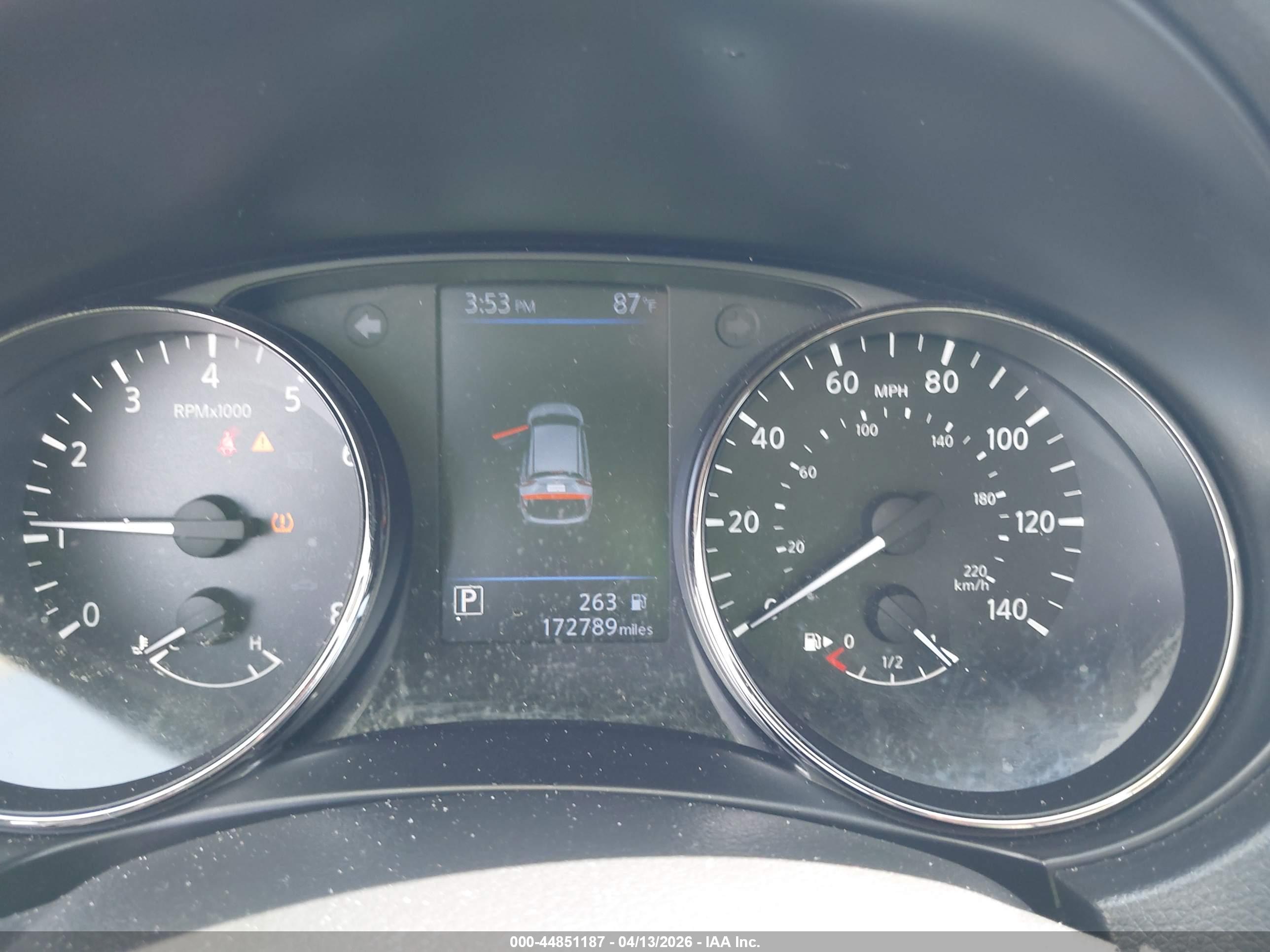 NISSAN ROGUE image 7