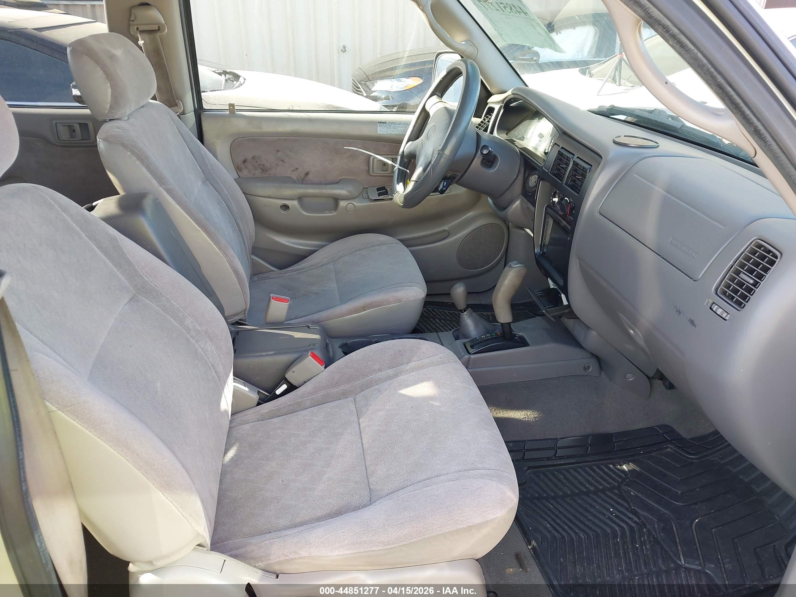 TOYOTA TACOMA image 5