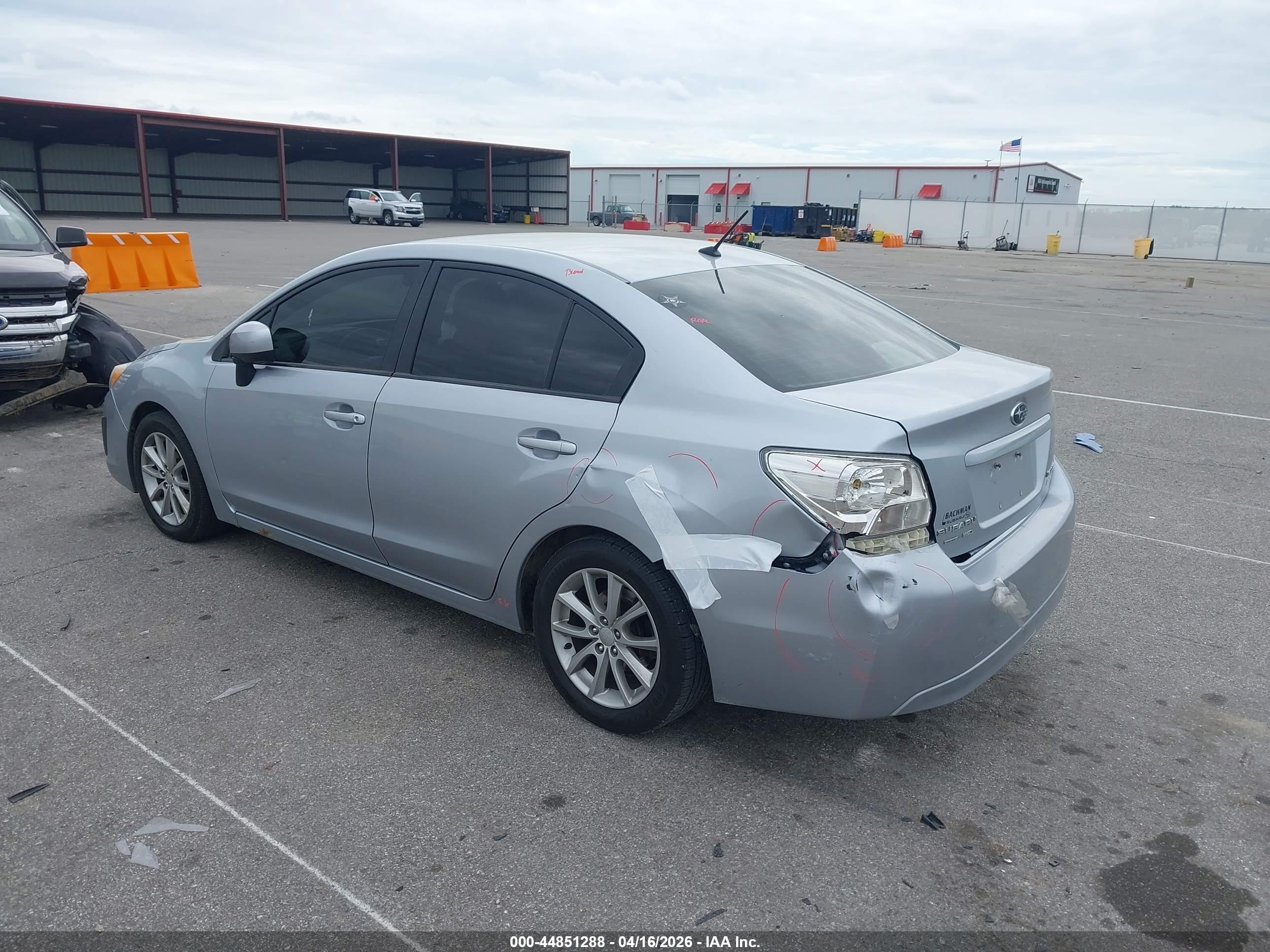 SUBARU IMPREZA image 3