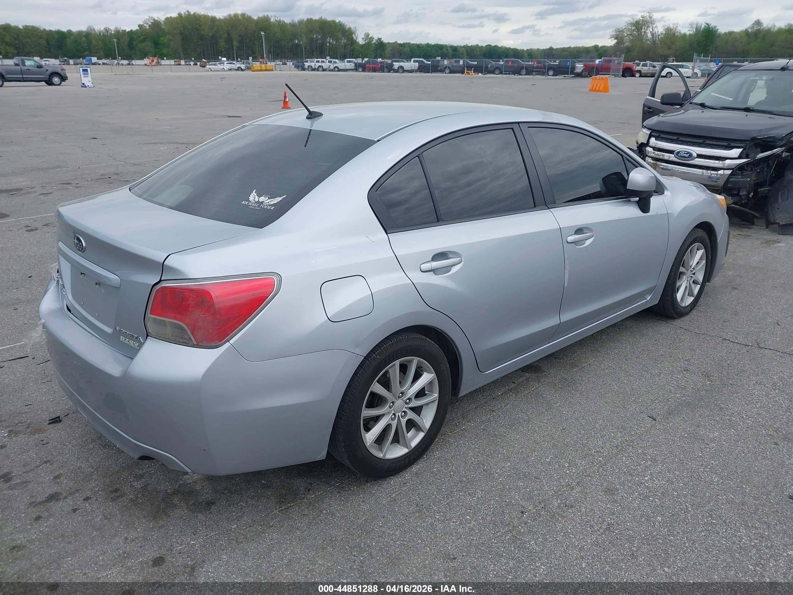 SUBARU IMPREZA image 4