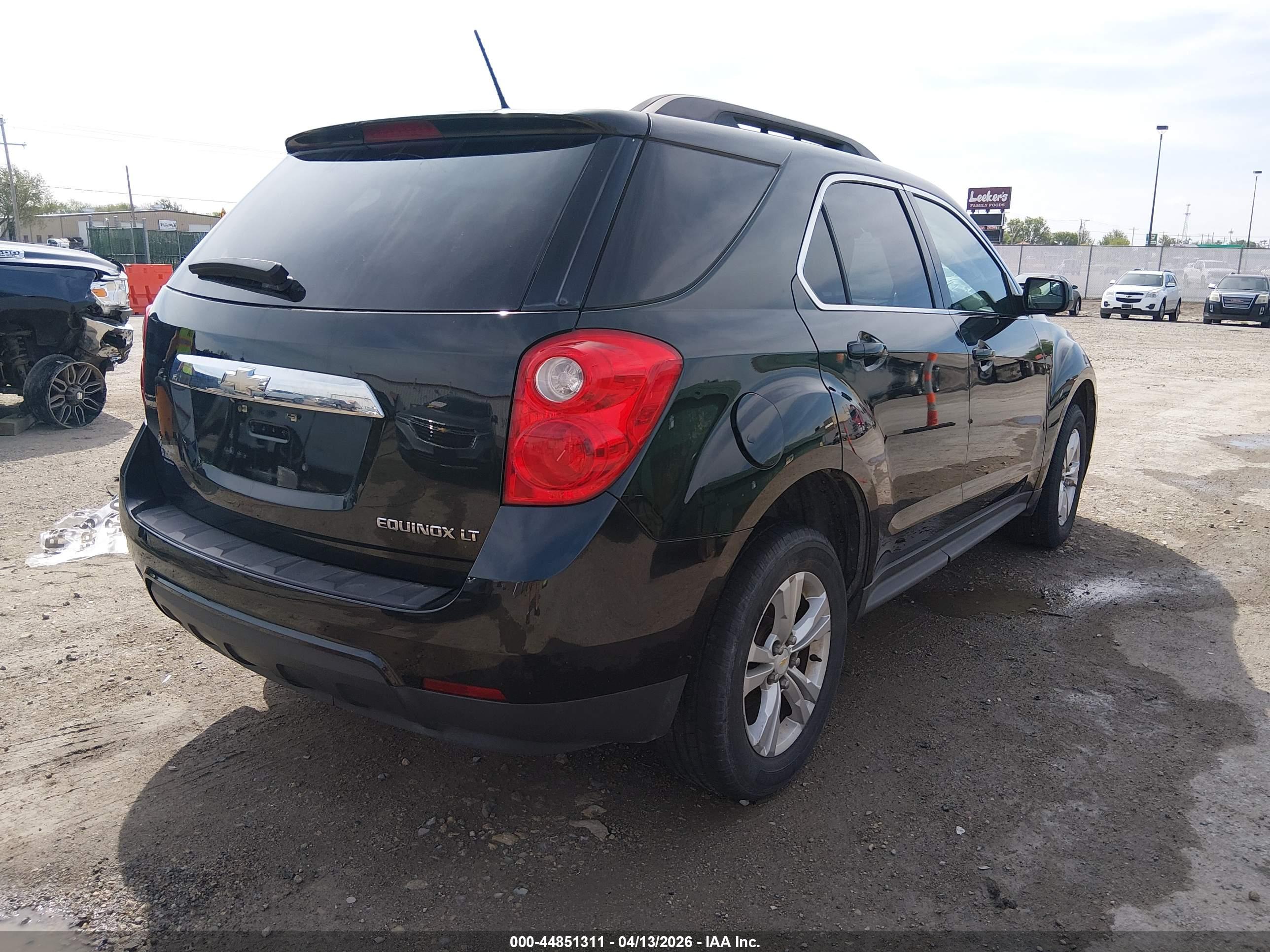 CHEVROLET EQUINOX image 4