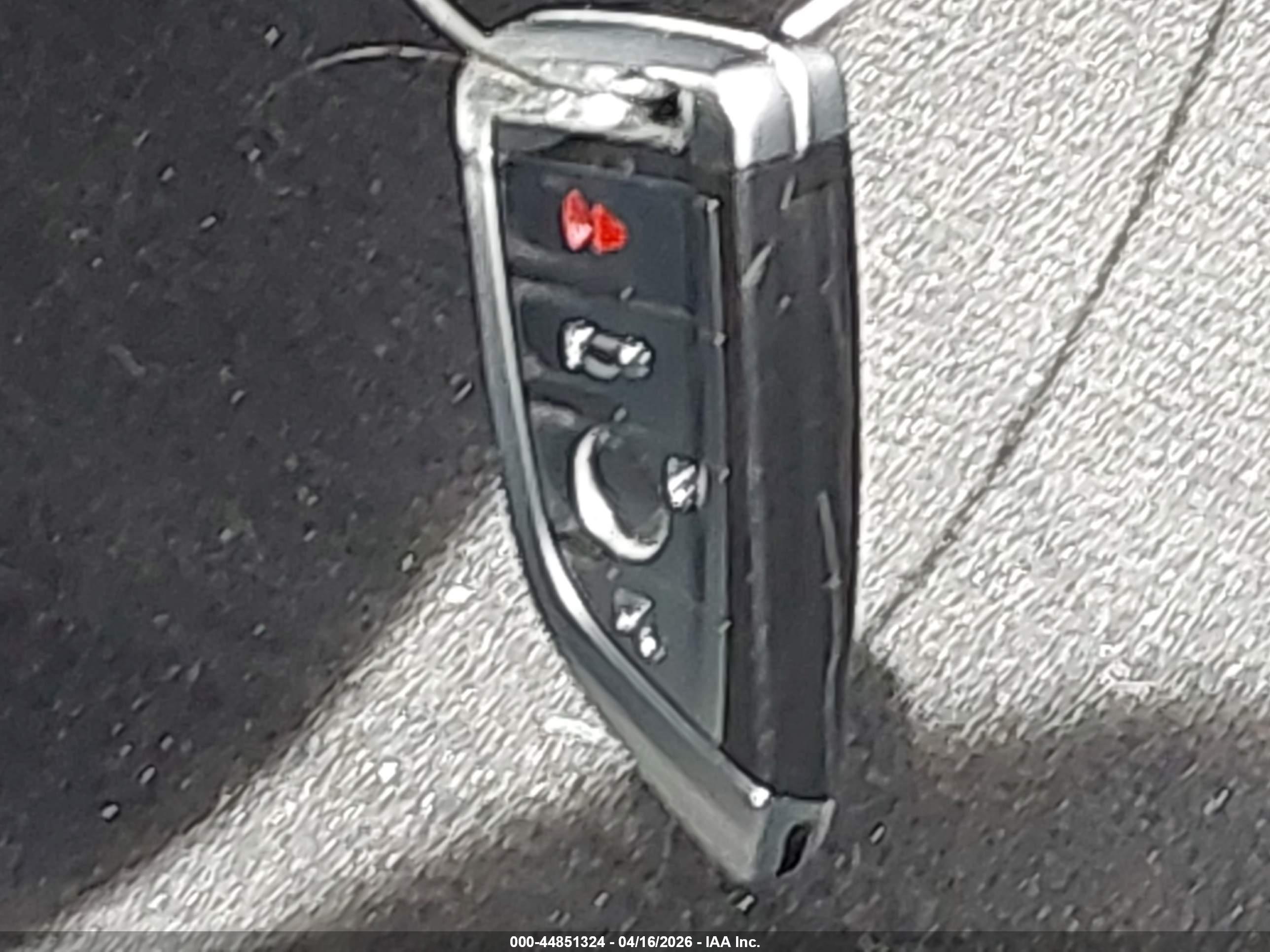 BMW 320I image 11