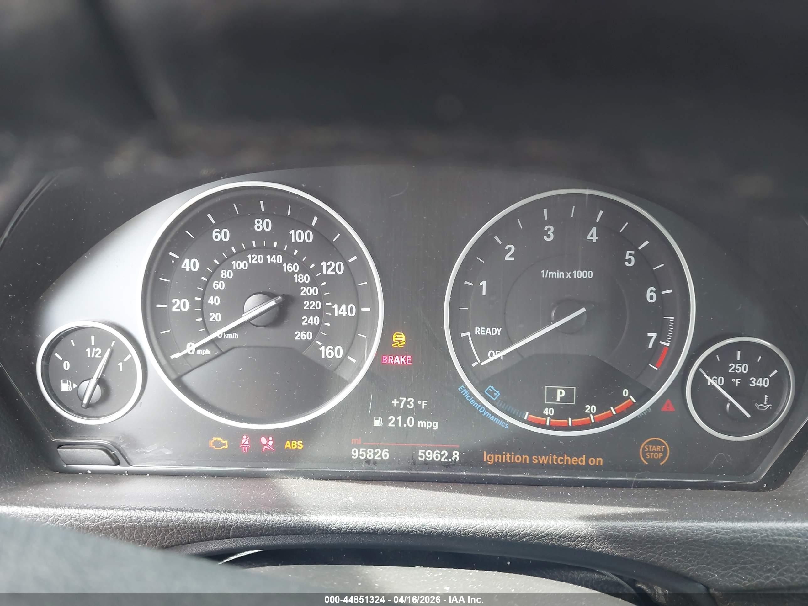 BMW 320I image 7