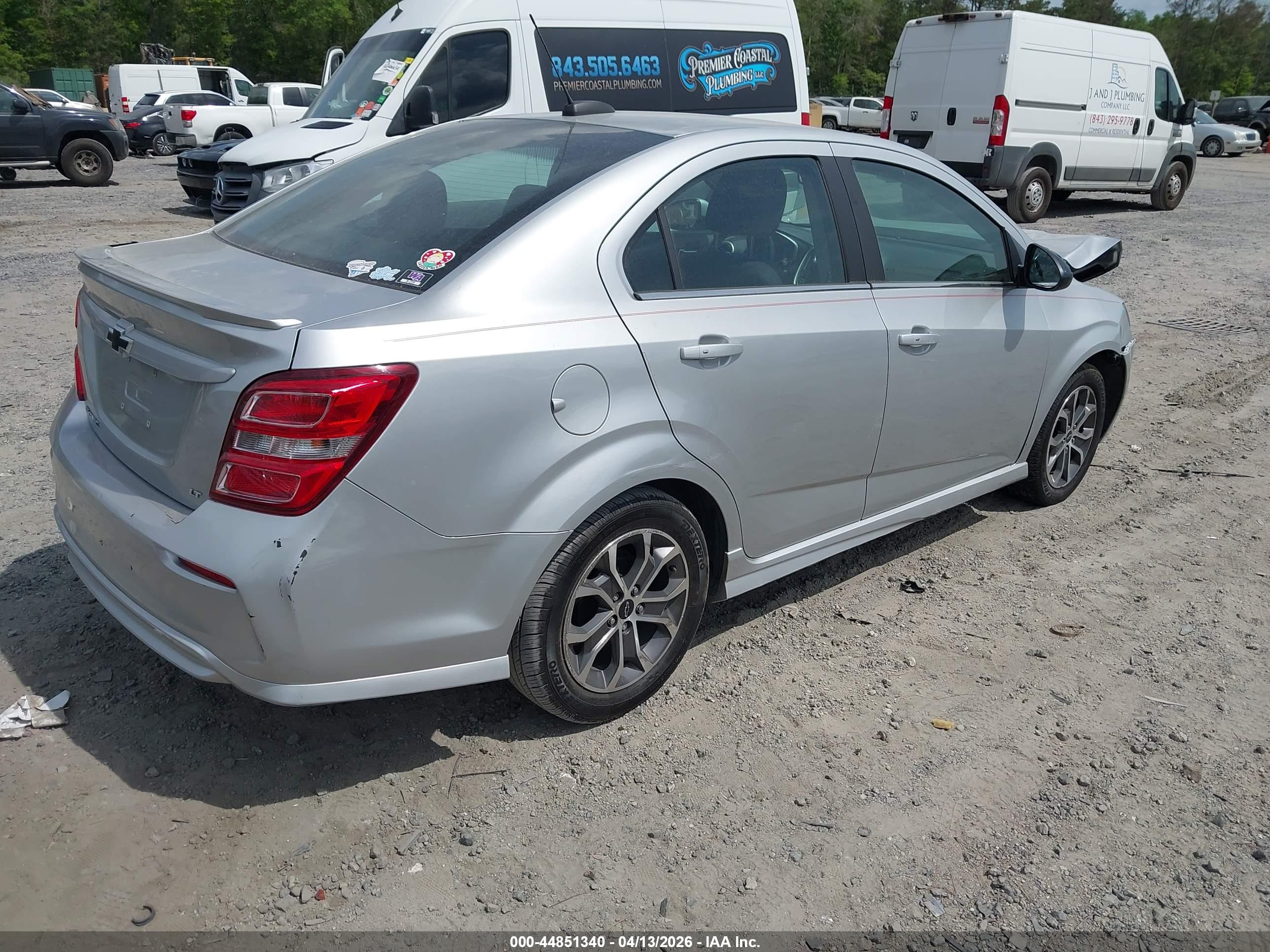 CHEVROLET SONIC image 4
