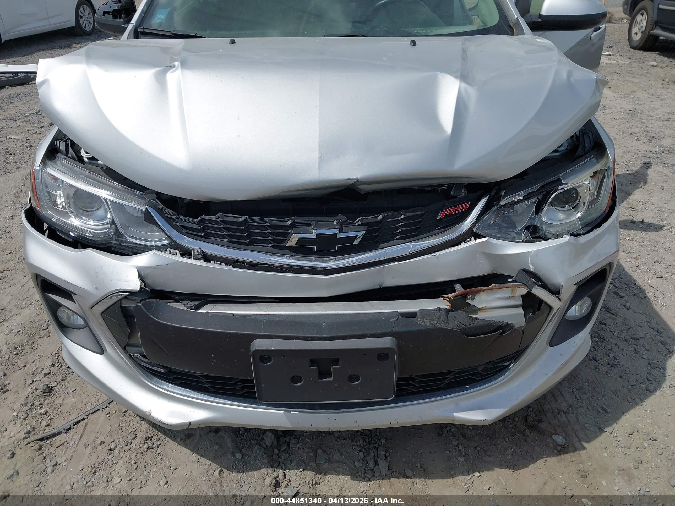 CHEVROLET SONIC image 6