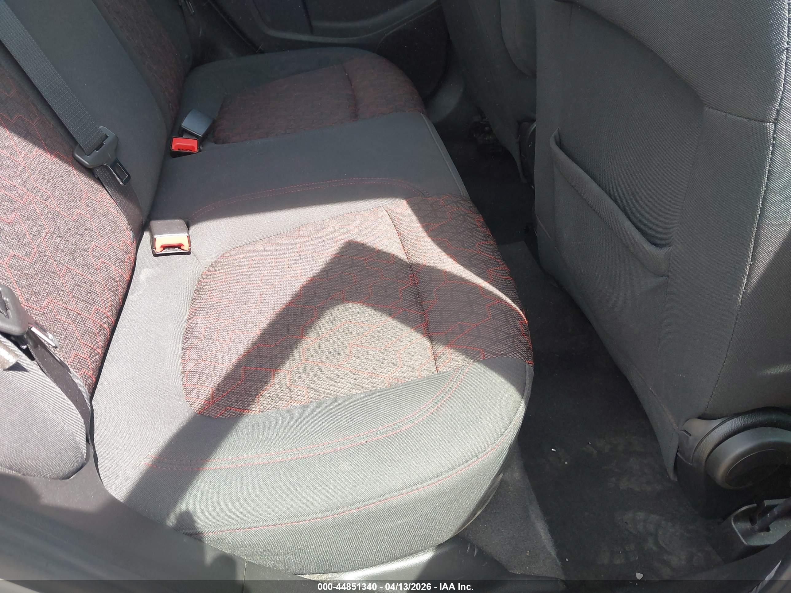 CHEVROLET SONIC image 8