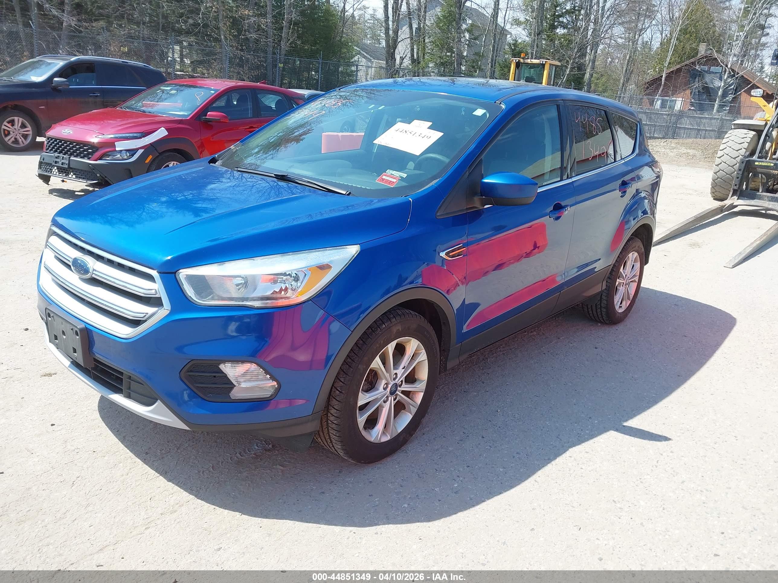 FORD ESCAPE image 2