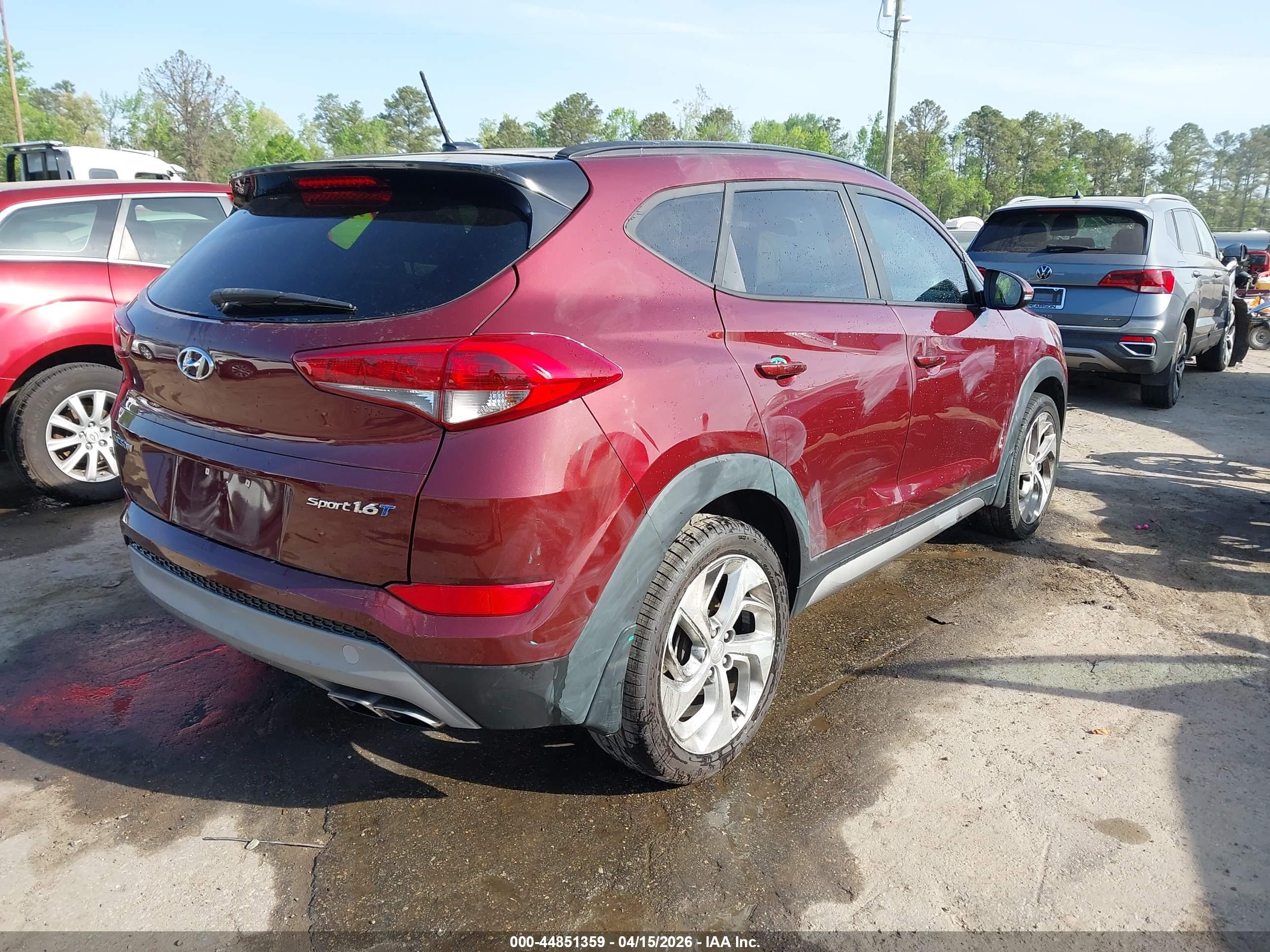 HYUNDAI TUCSON image 4