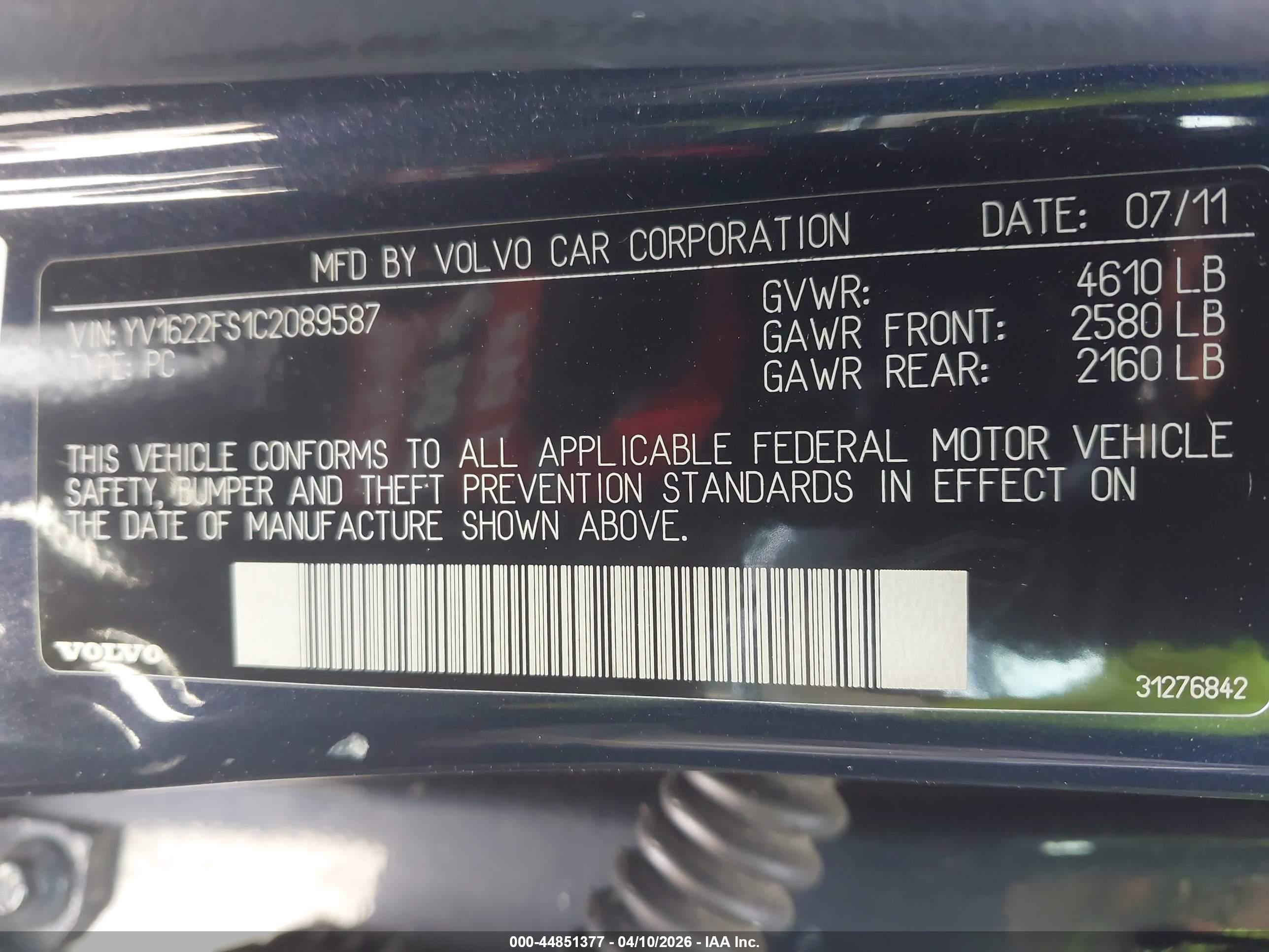 VOLVO S60 image 9