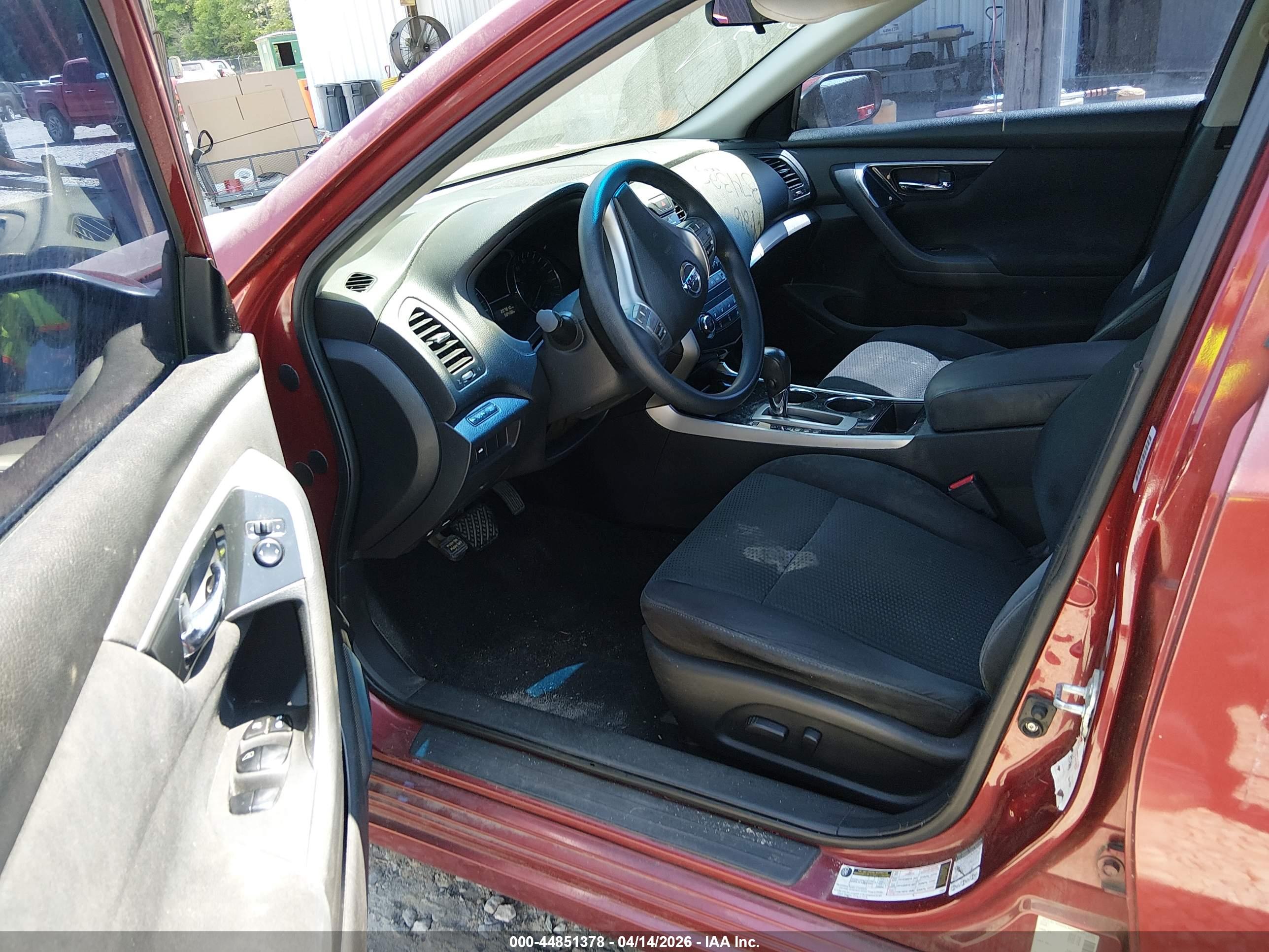NISSAN ALTIMA image 5