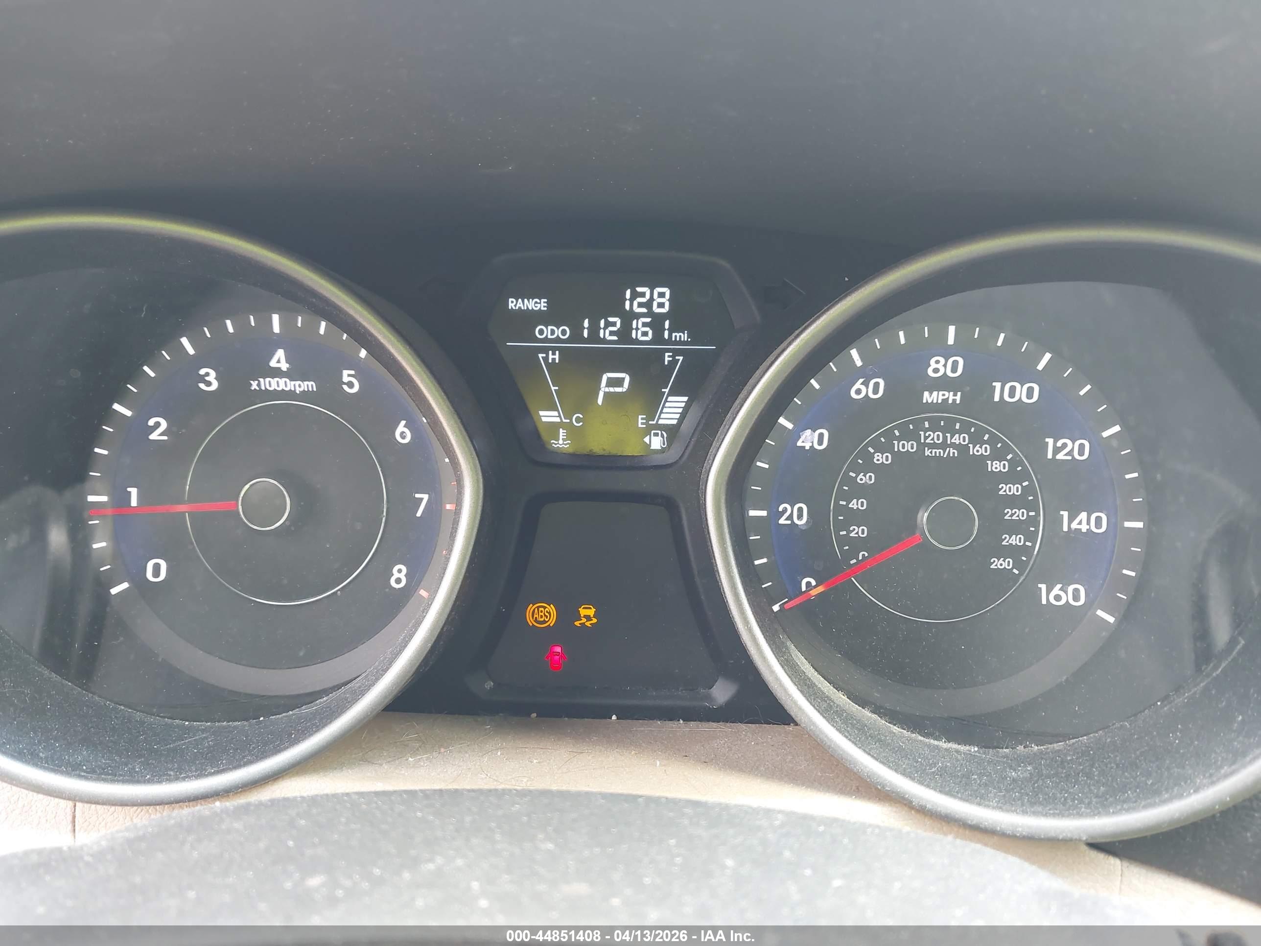 HYUNDAI ELANTRA image 7