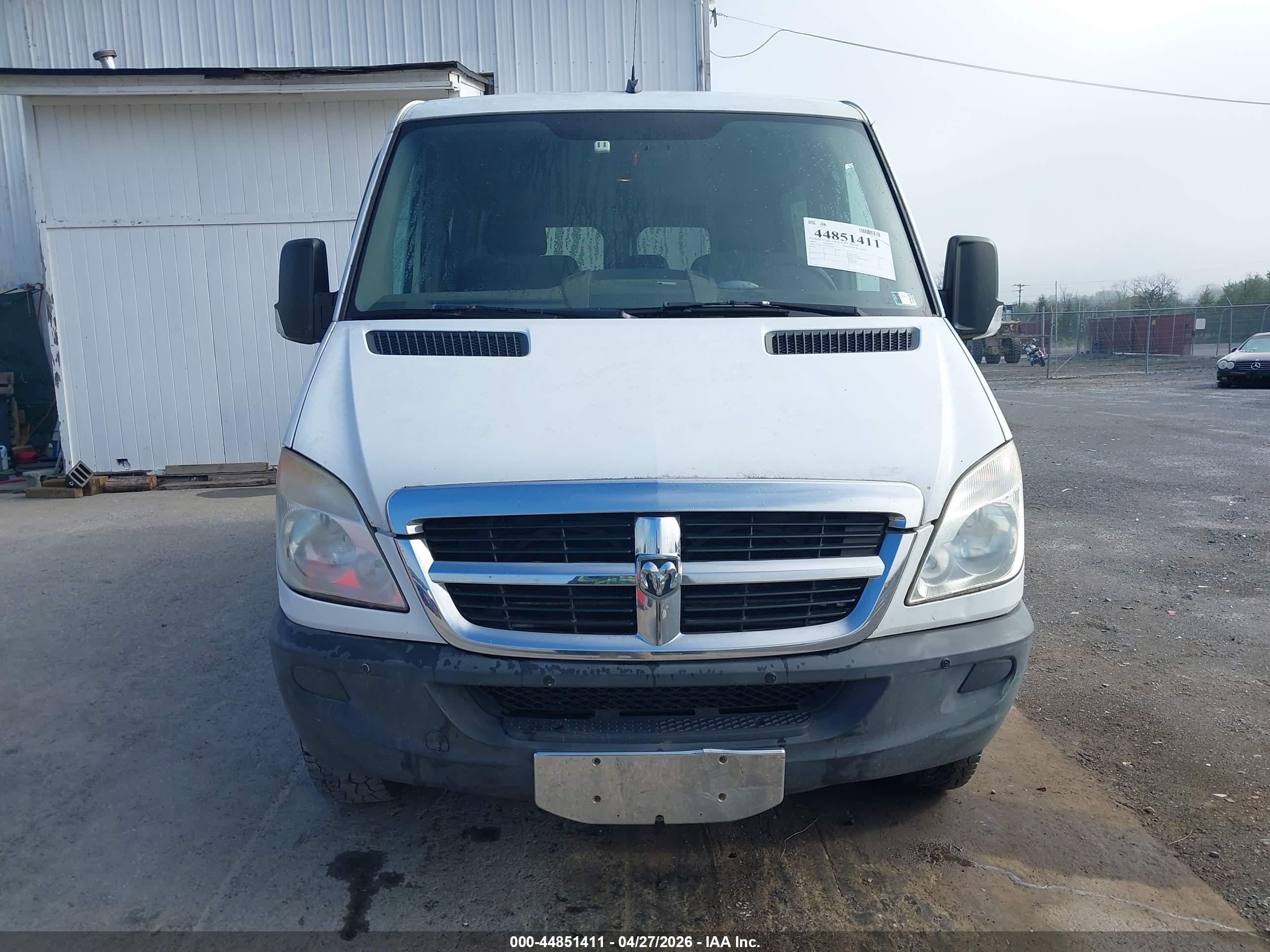 DODGE SPRINTER image 6