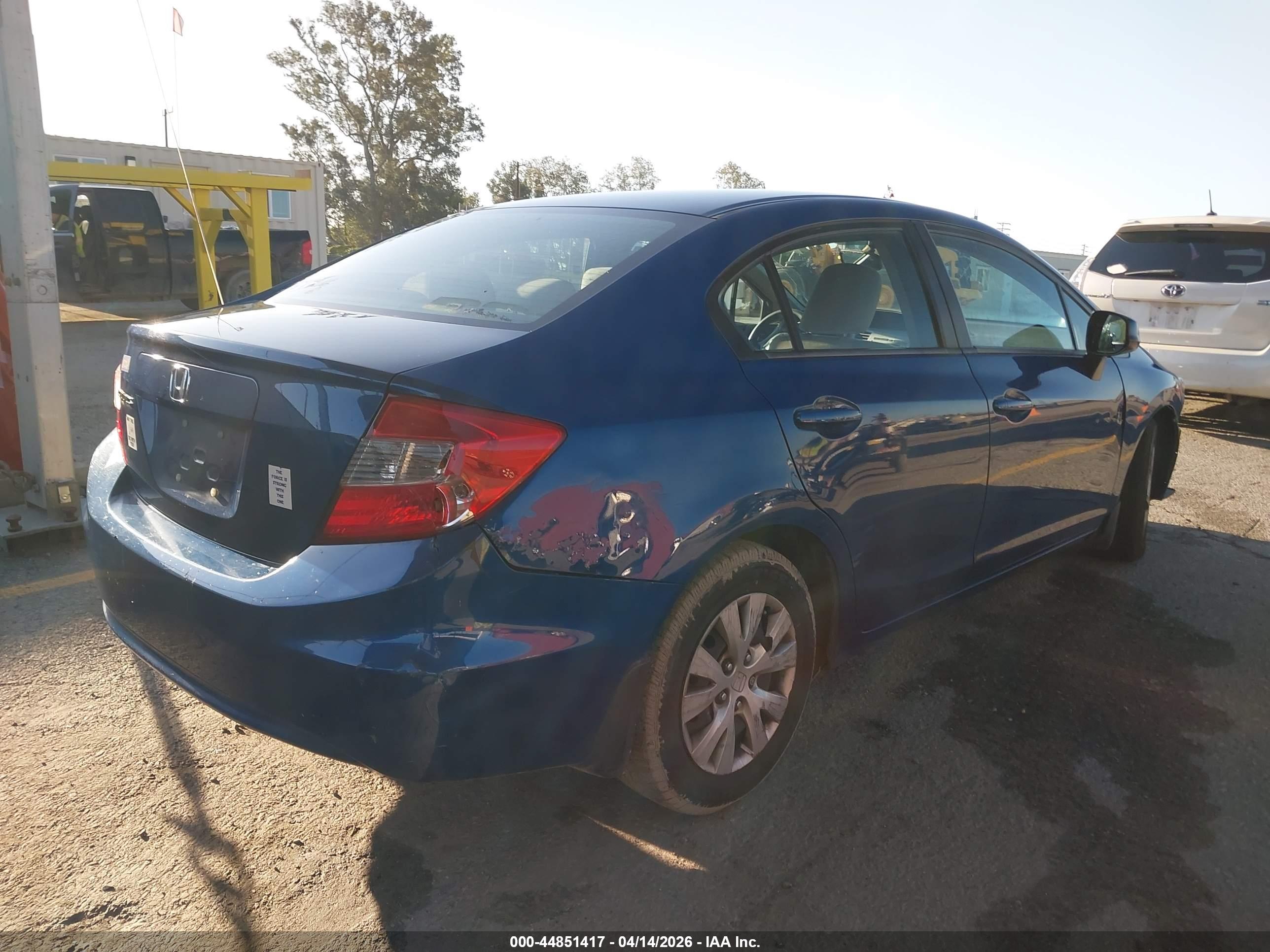 HONDA CIVIC image 4