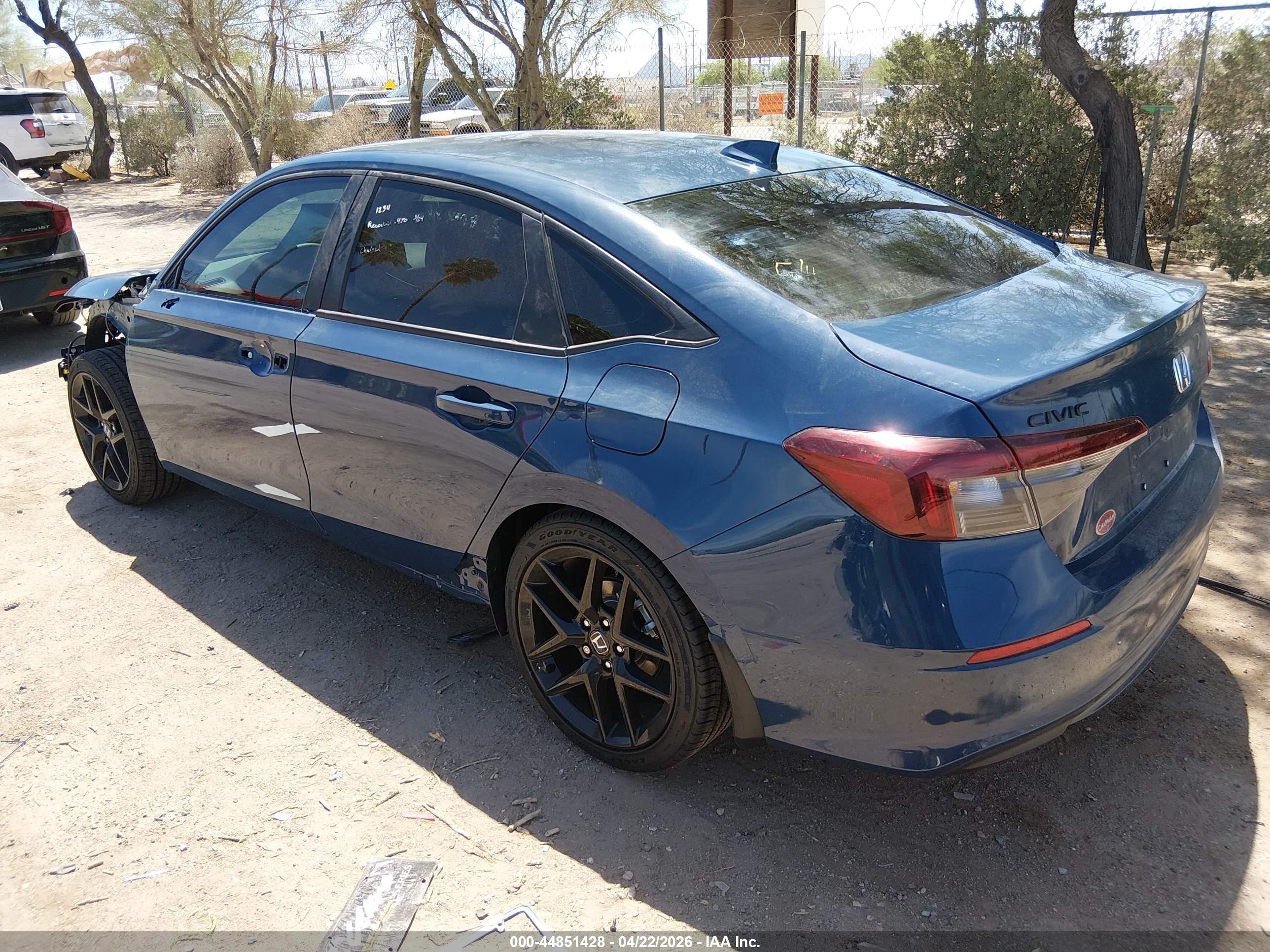 HONDA CIVIC image 3