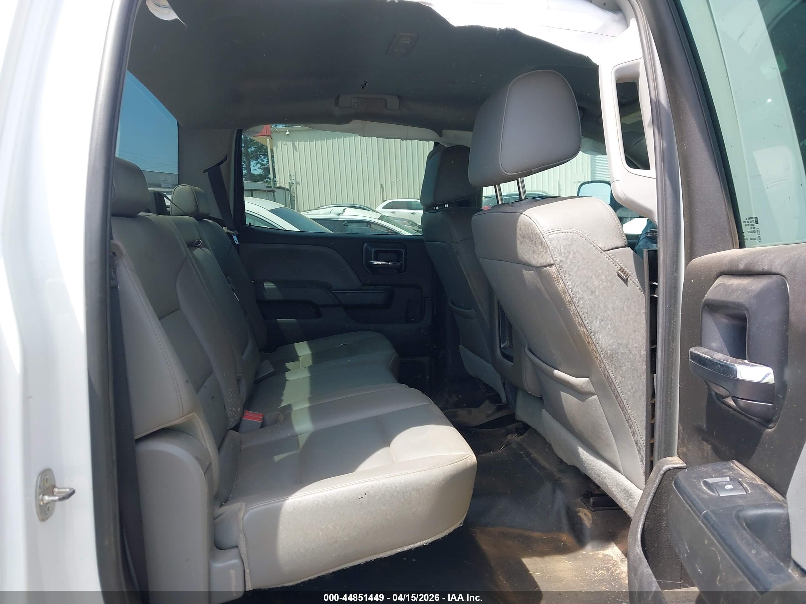 GMC SIERRA image 8