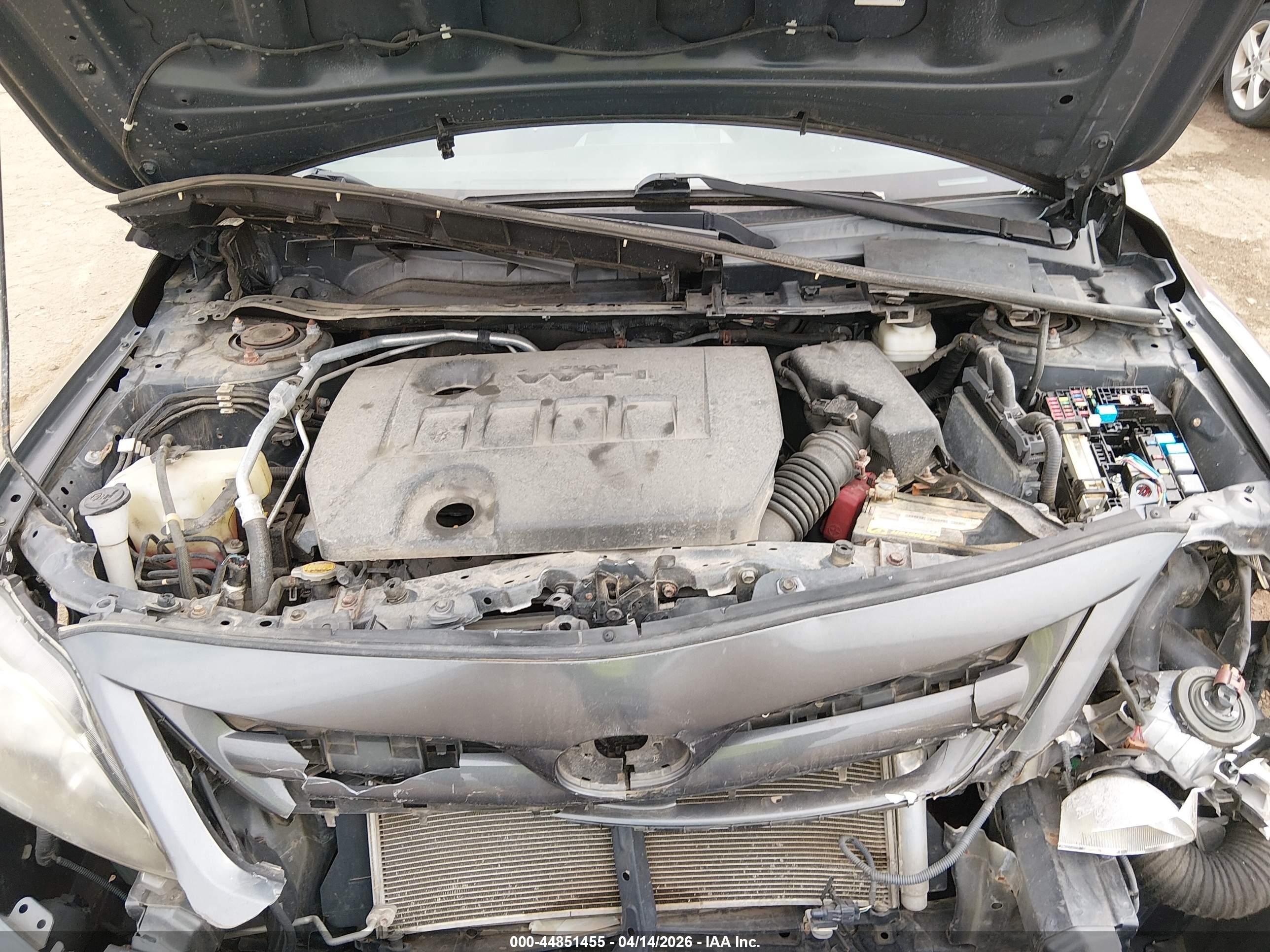 TOYOTA COROLLA image 10