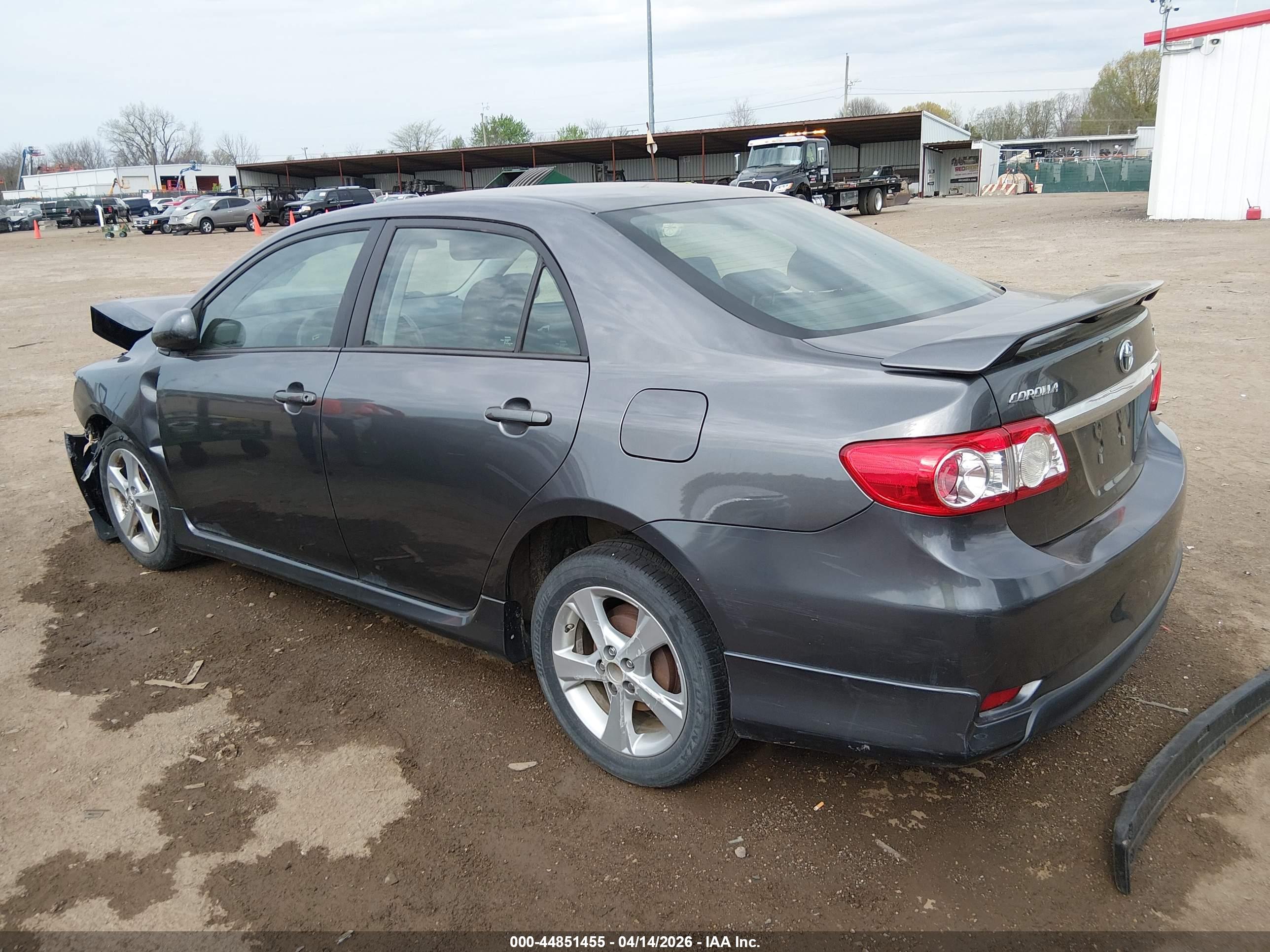 TOYOTA COROLLA image 3