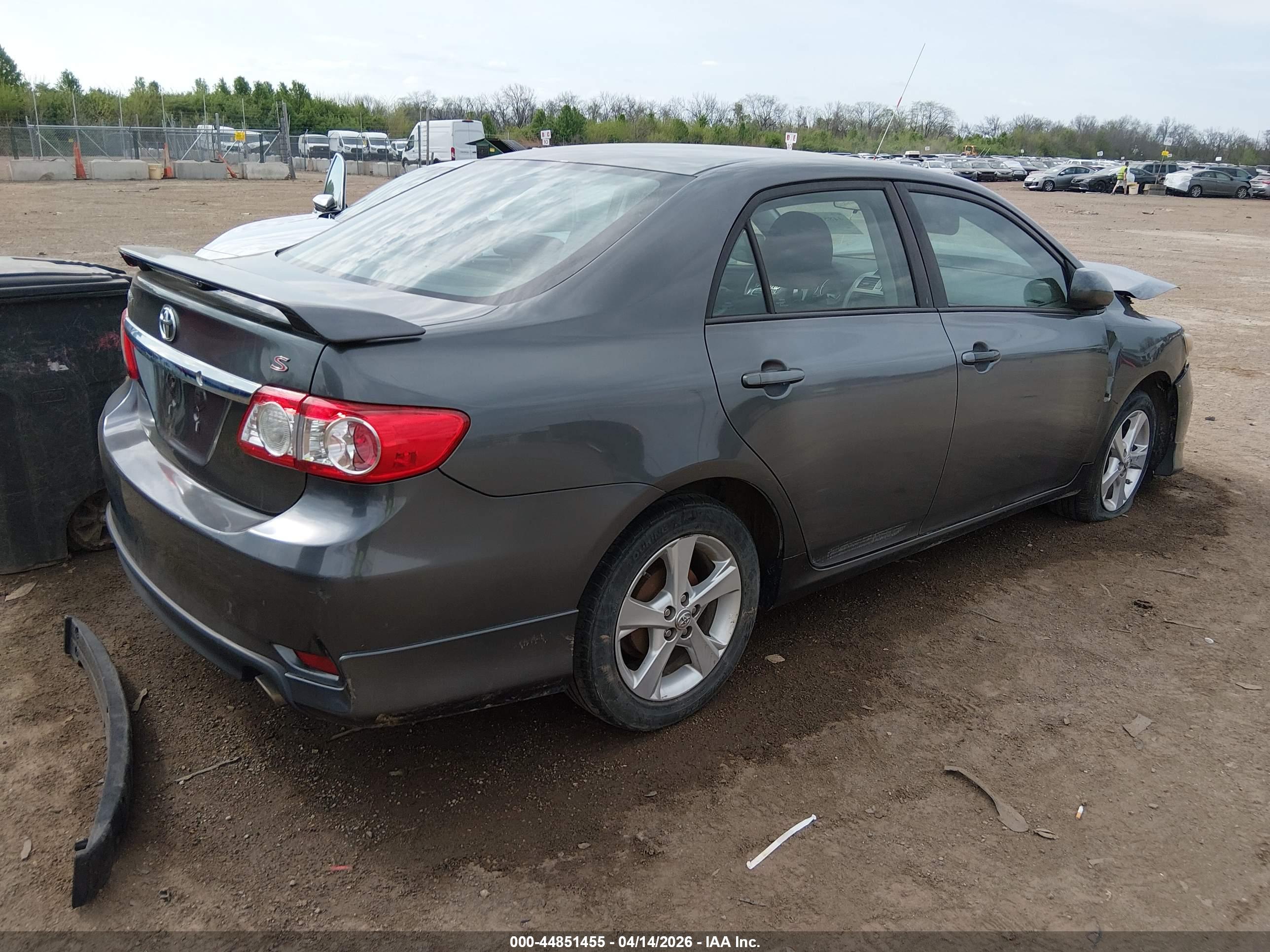 TOYOTA COROLLA image 4
