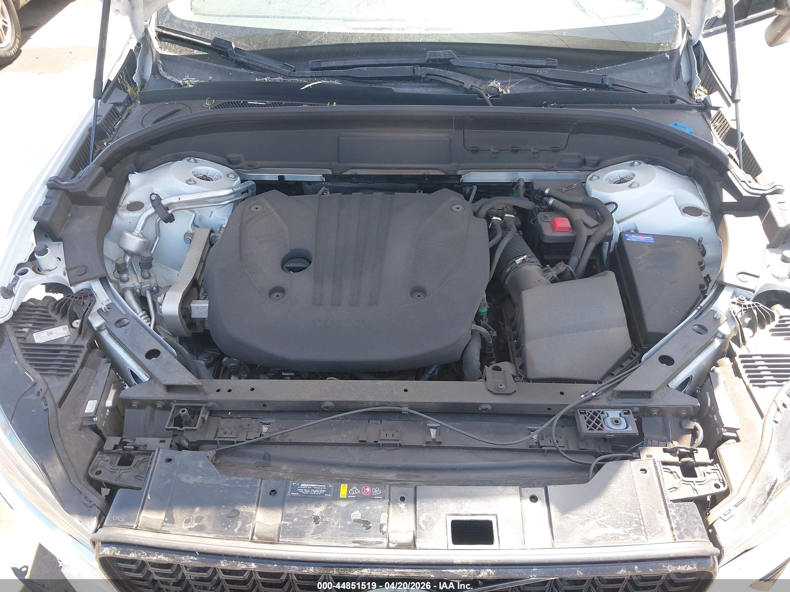 VOLVO XC60 image 10