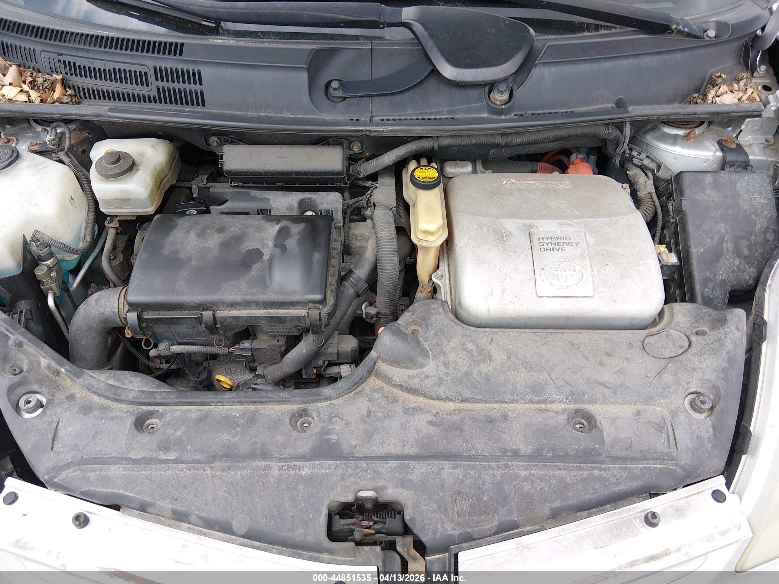 TOYOTA PRIUS image 10