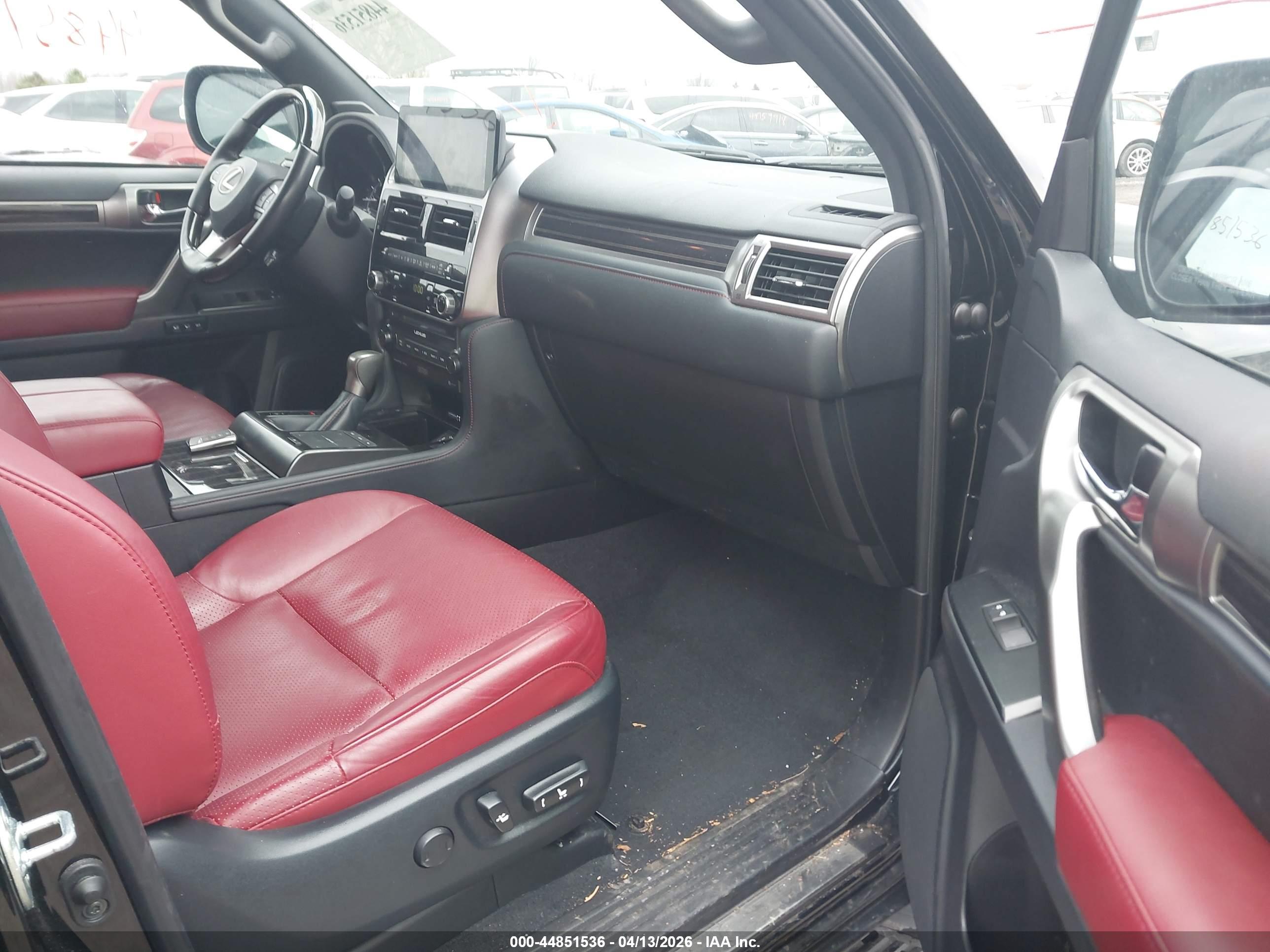 LEXUS GX image 5
