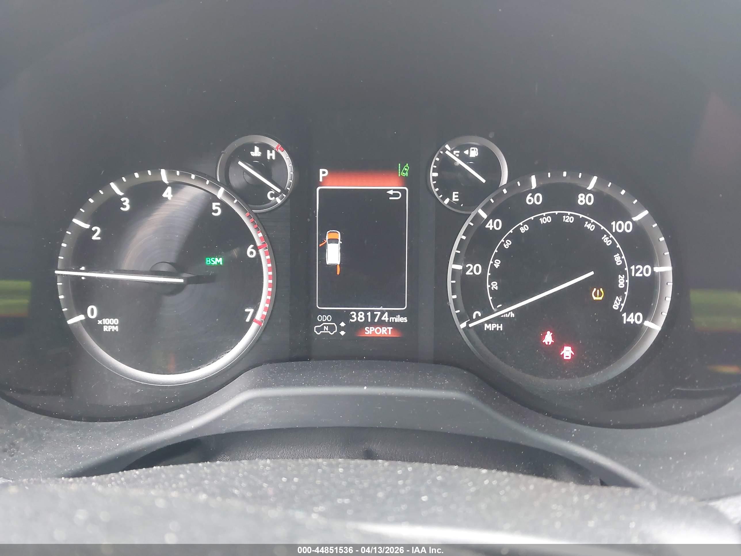 LEXUS GX image 7