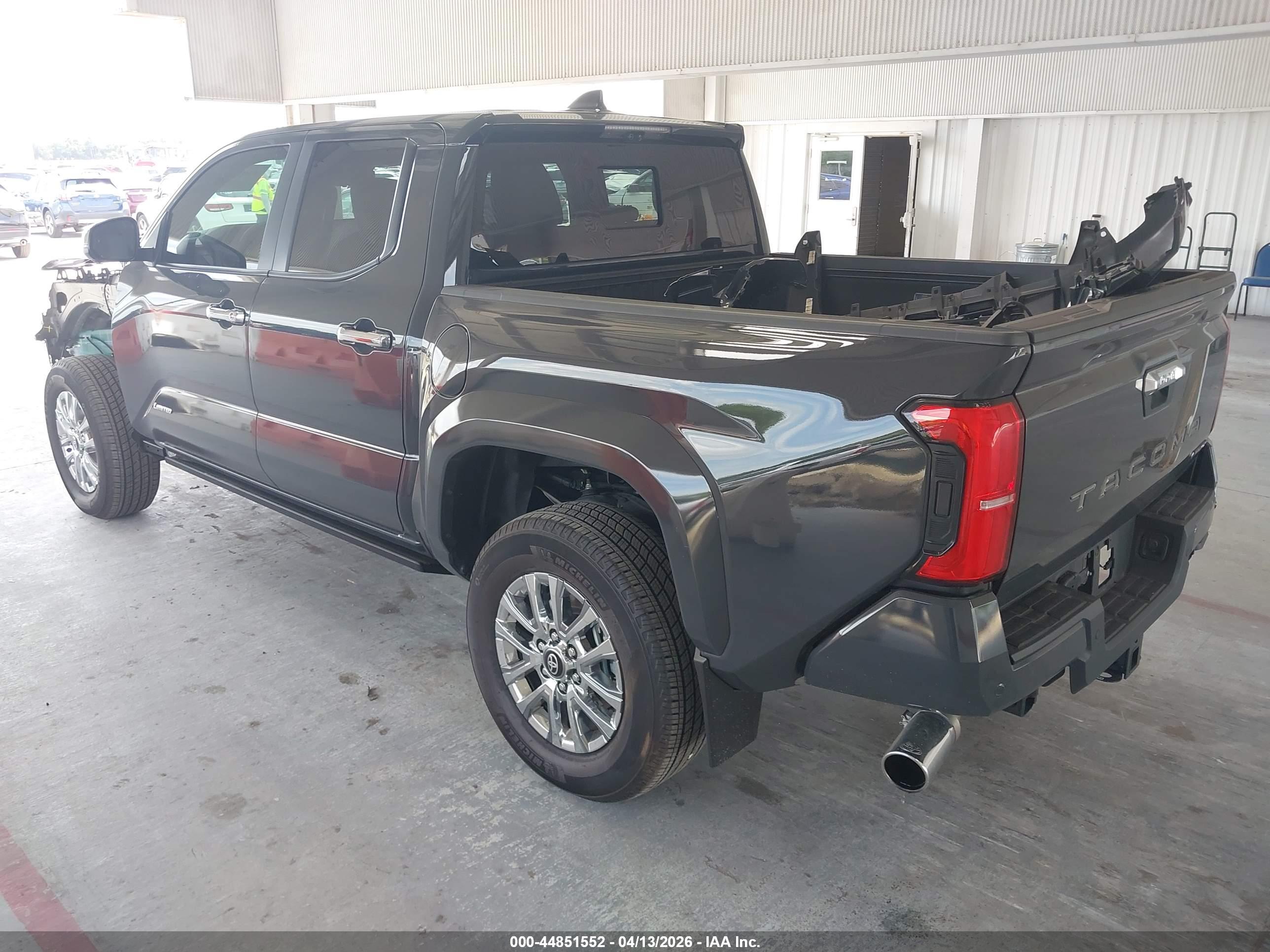TOYOTA TACOMA image 3
