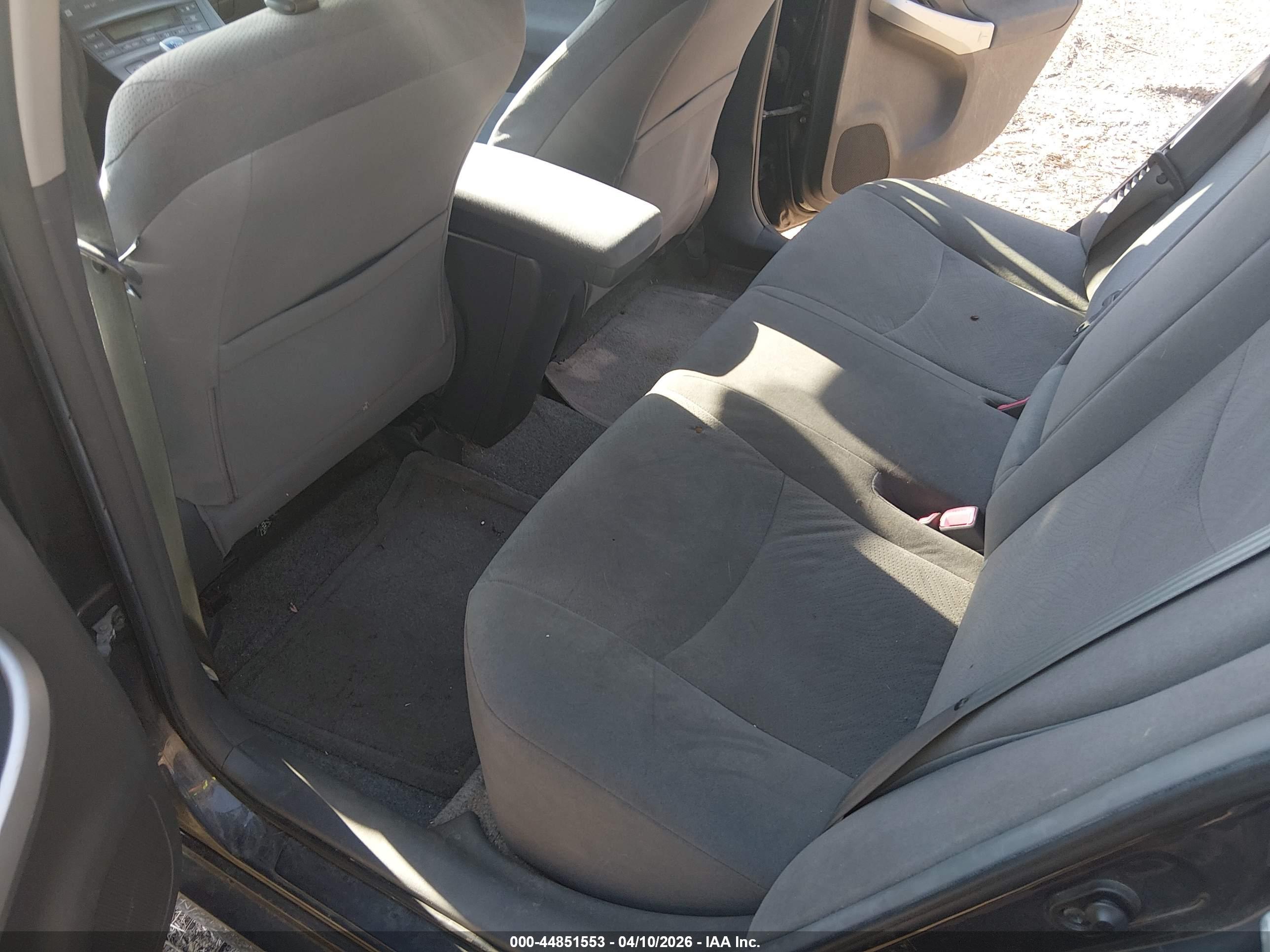 TOYOTA PRIUS image 8