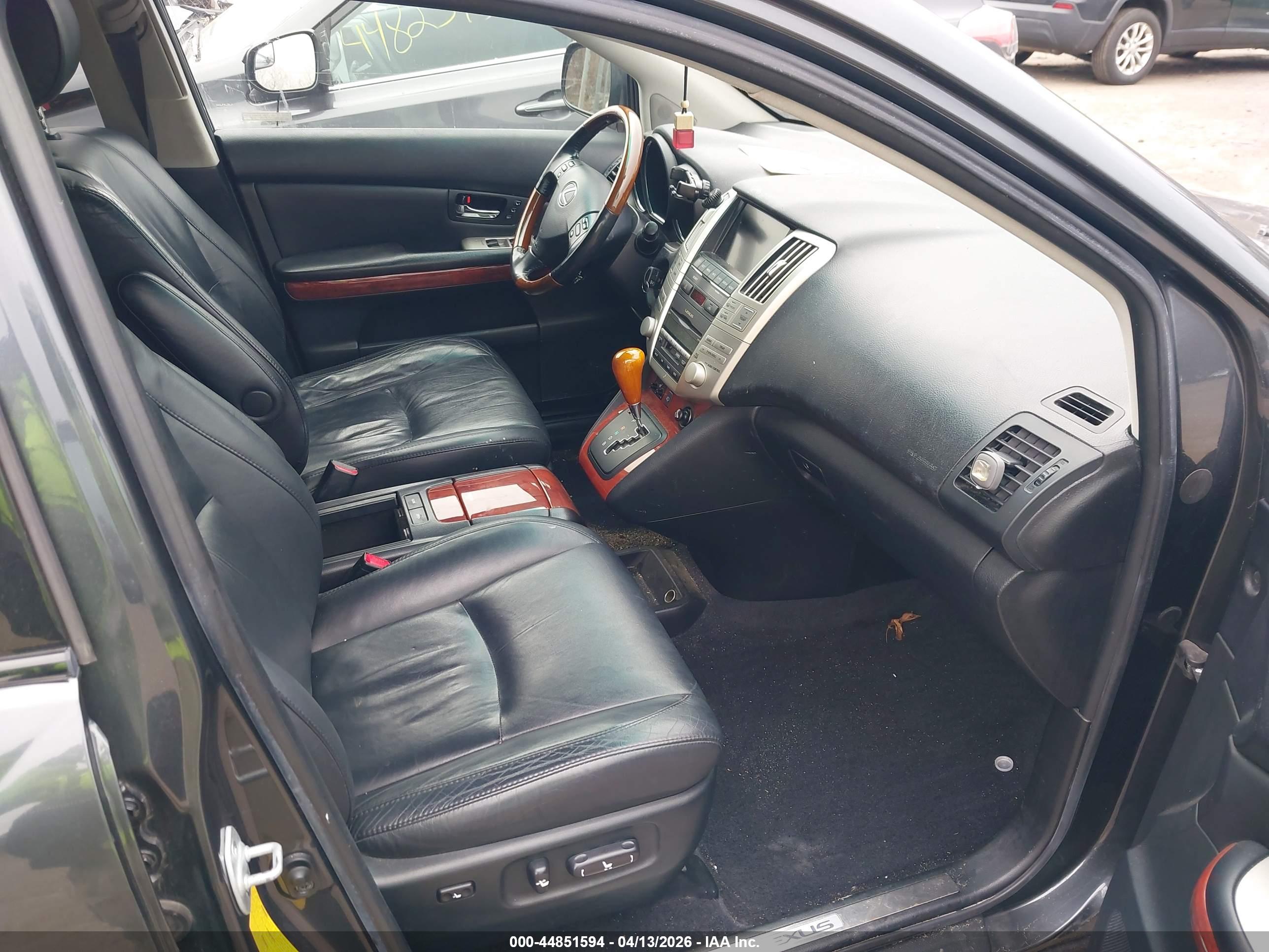 LEXUS RX image 5