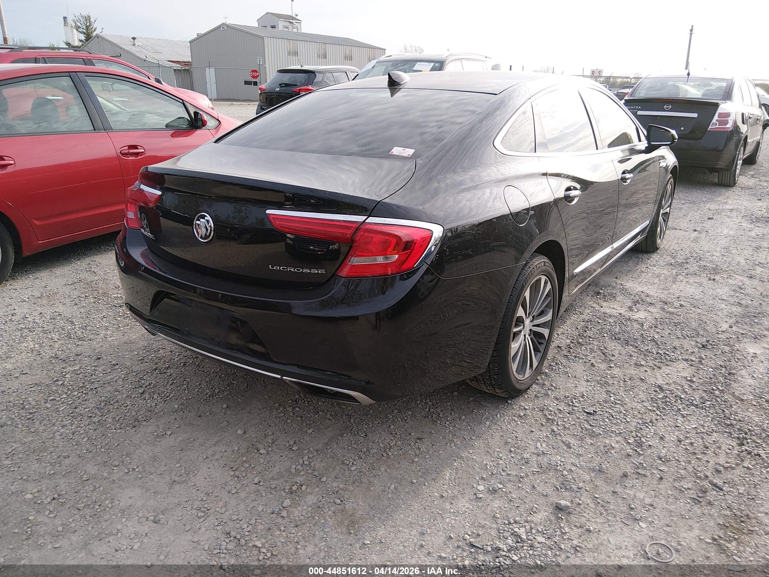 BUICK LACROSSE image 4