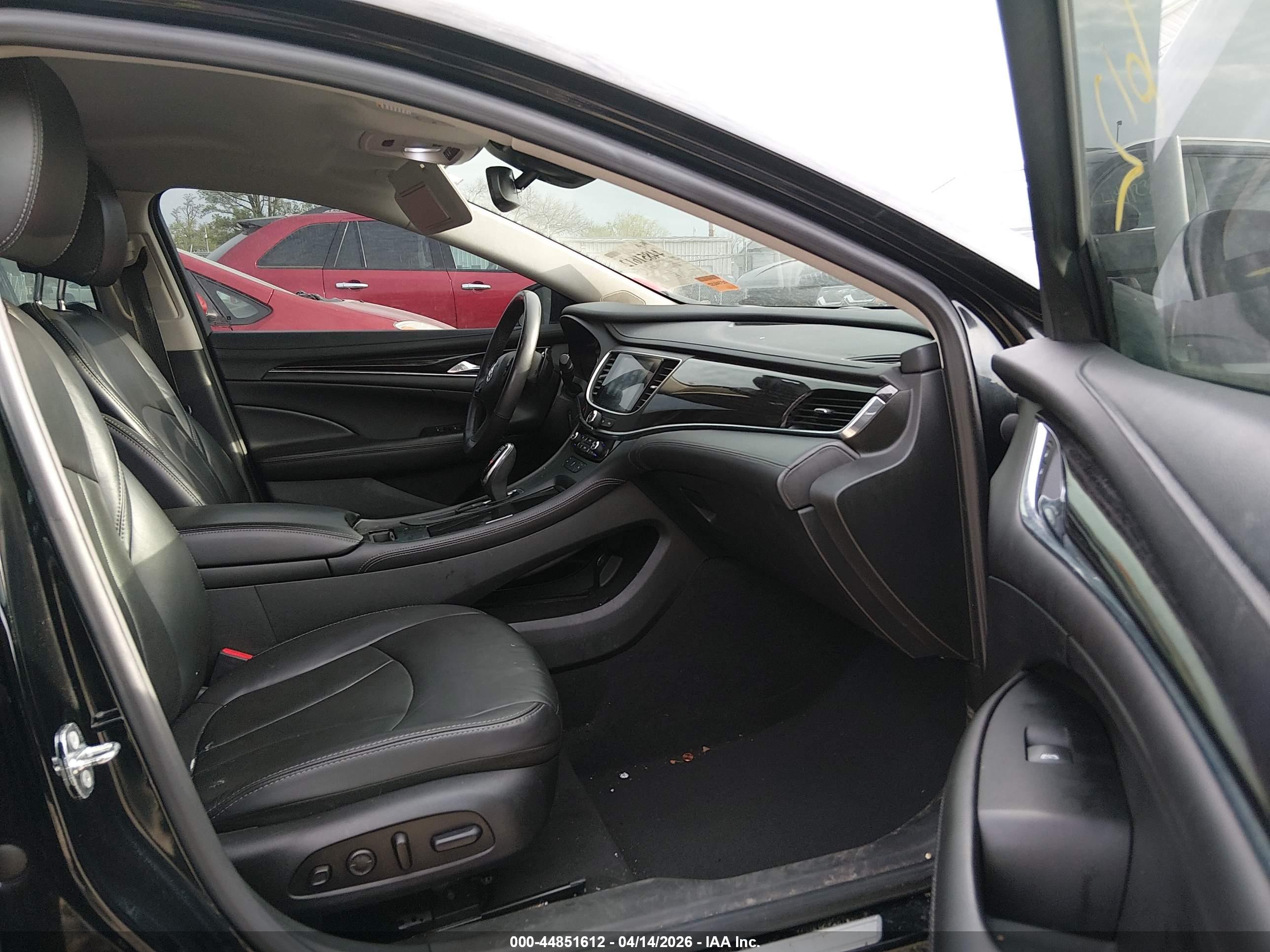 BUICK LACROSSE image 5