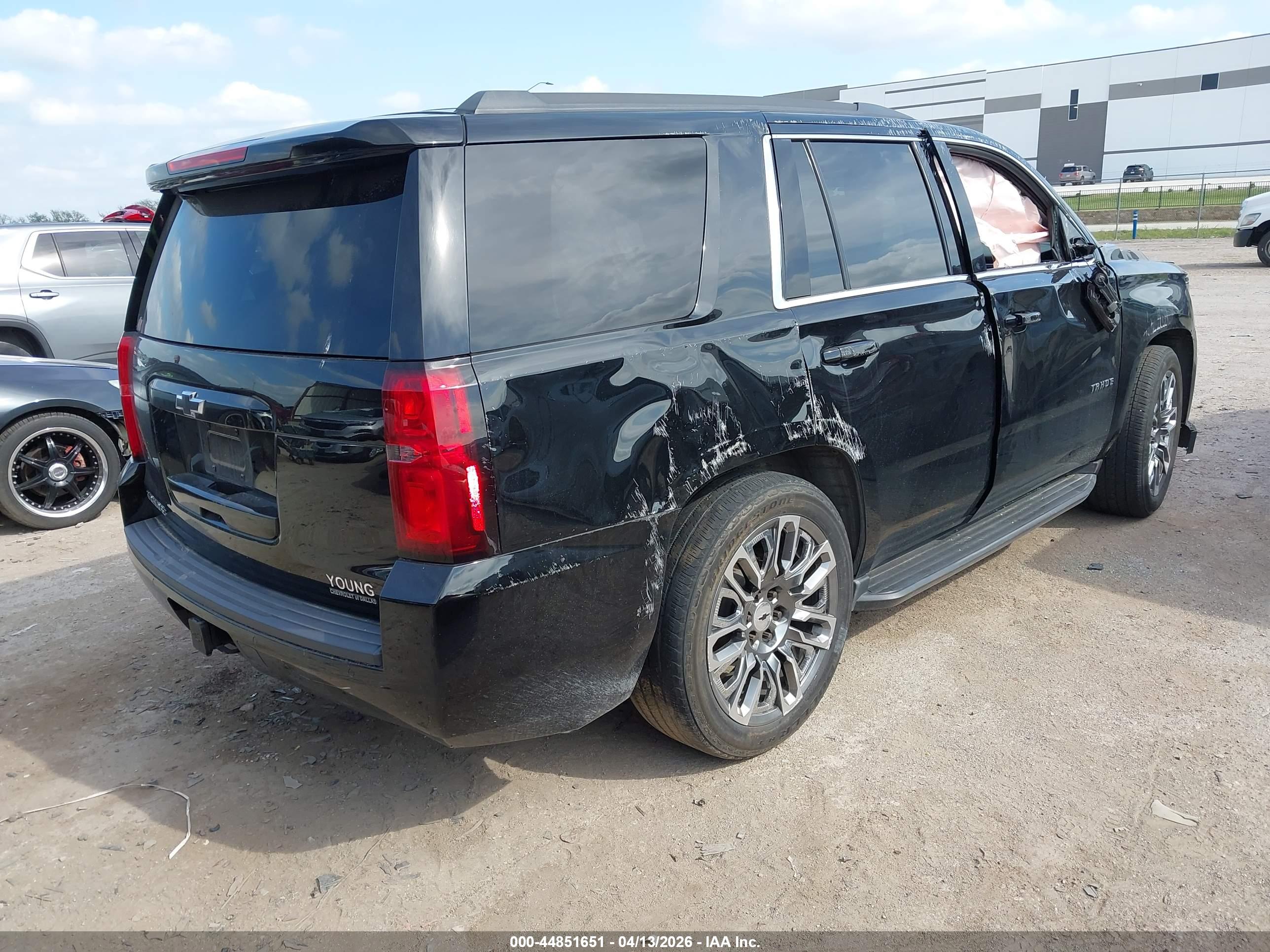 CHEVROLET TAHOE image 4
