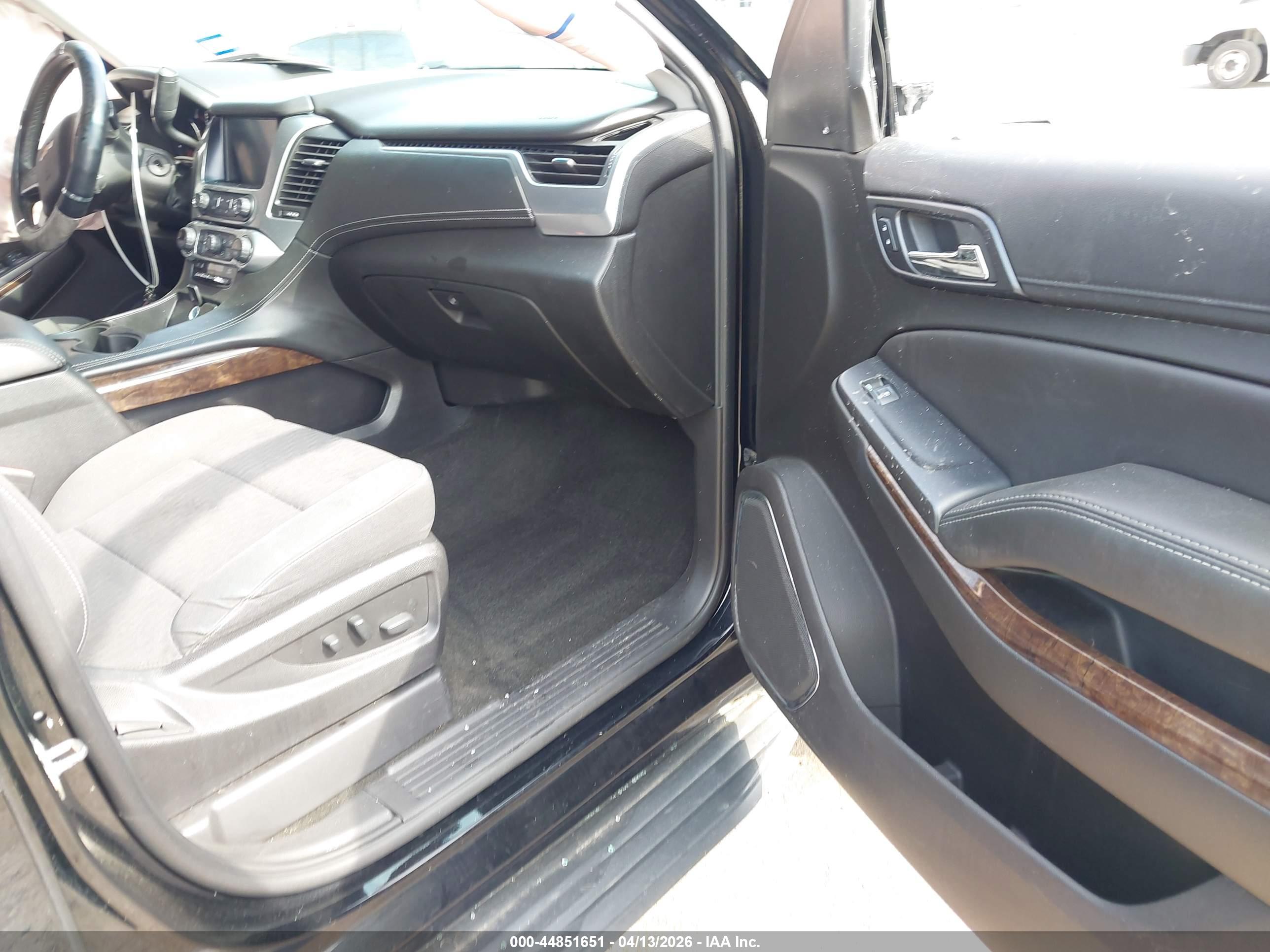 CHEVROLET TAHOE image 5