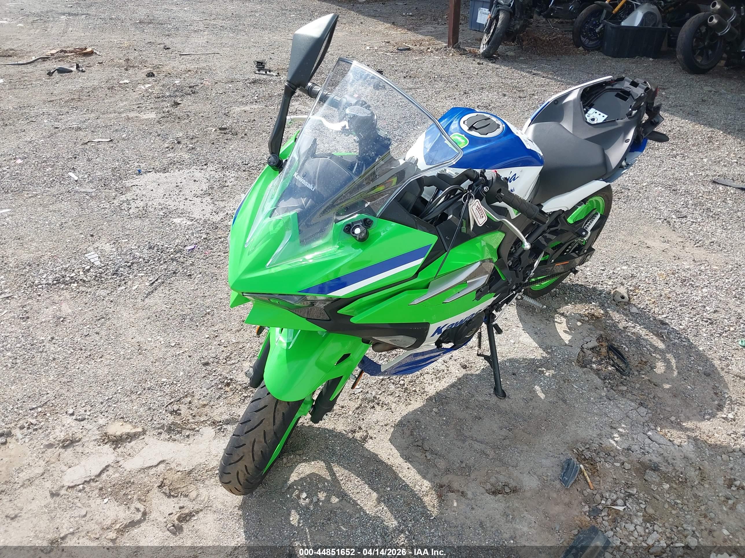 KAWASAKI EX500 image 2