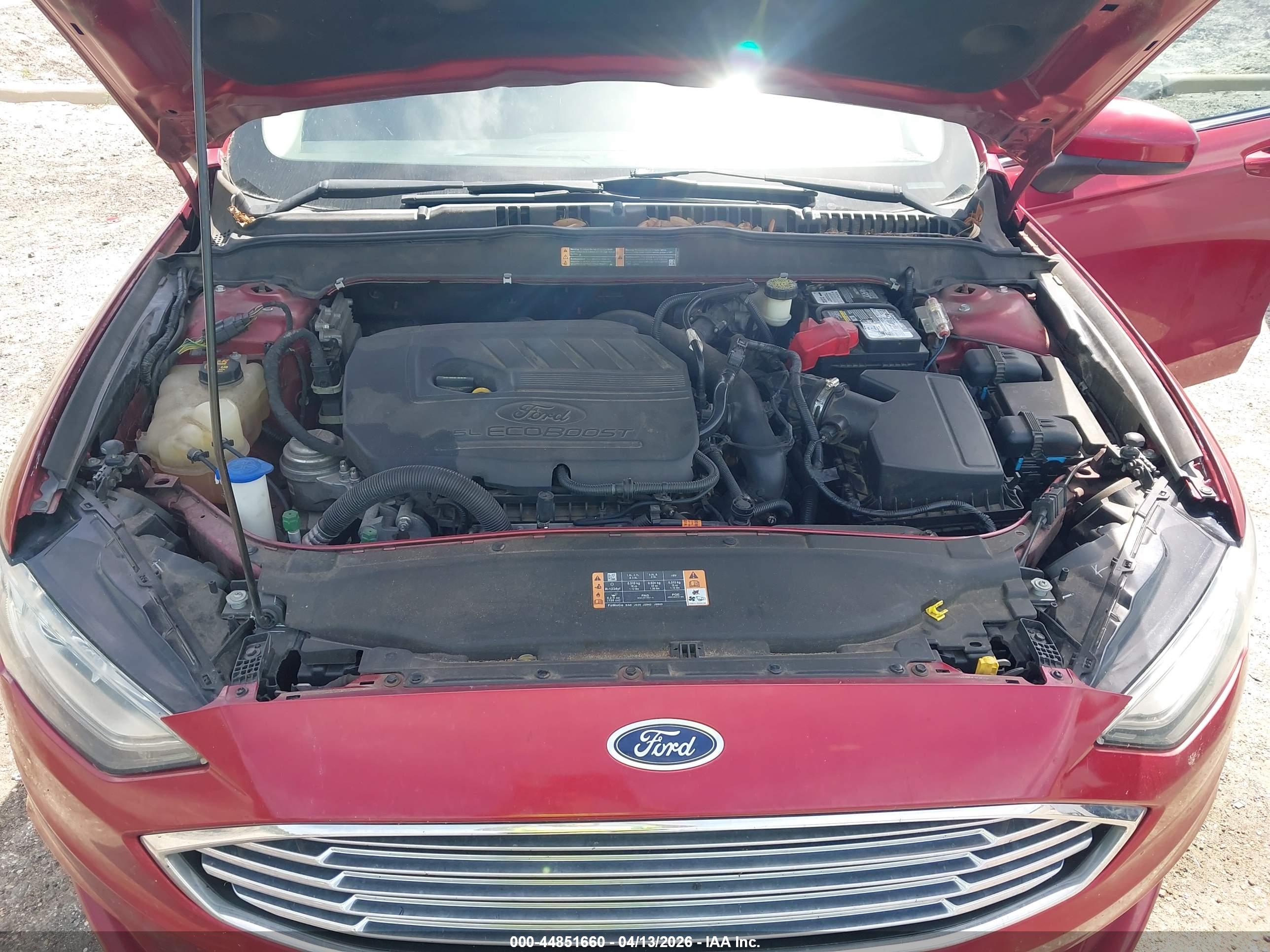 FORD FUSION image 10
