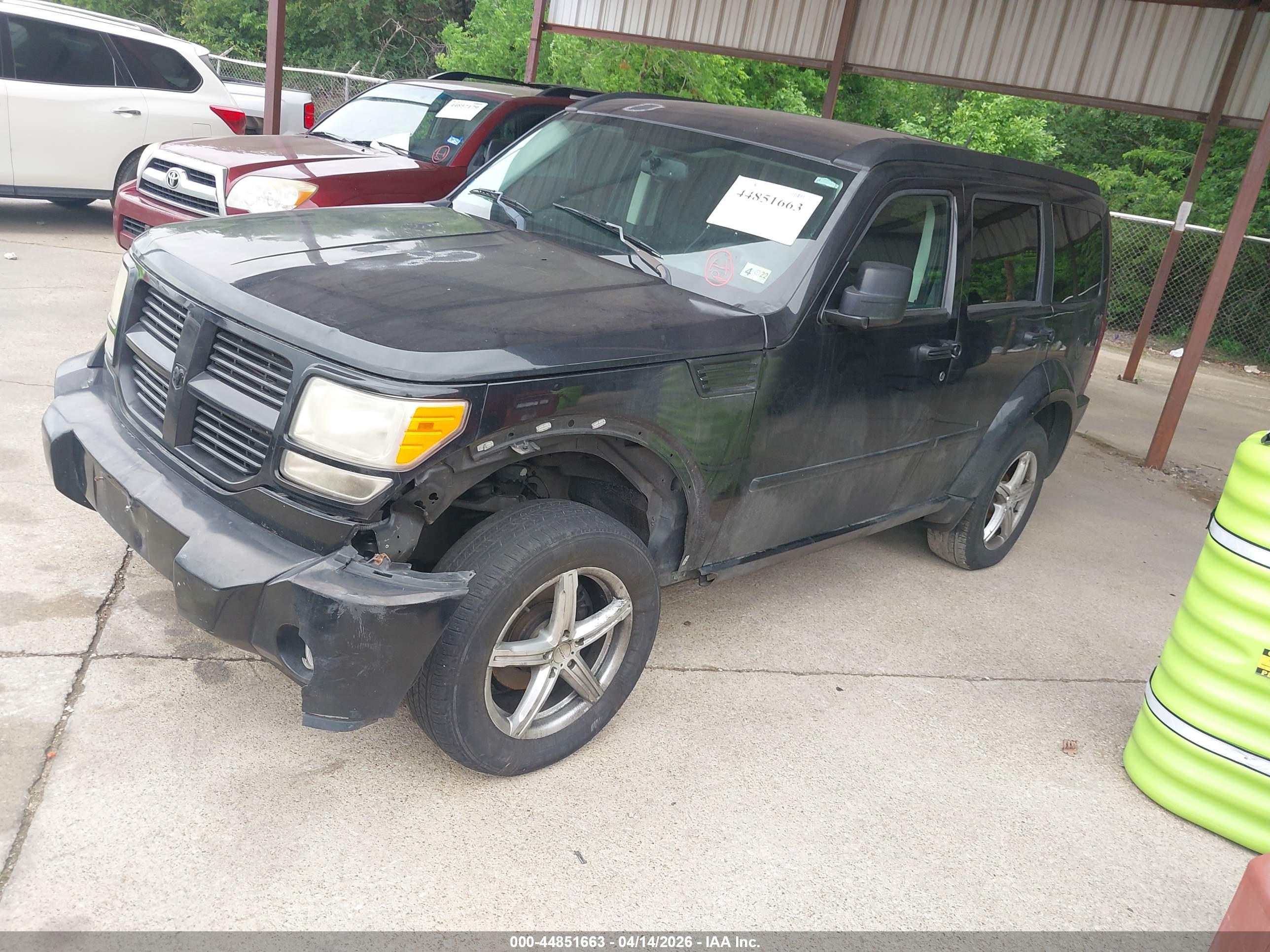 DODGE NITRO image 2