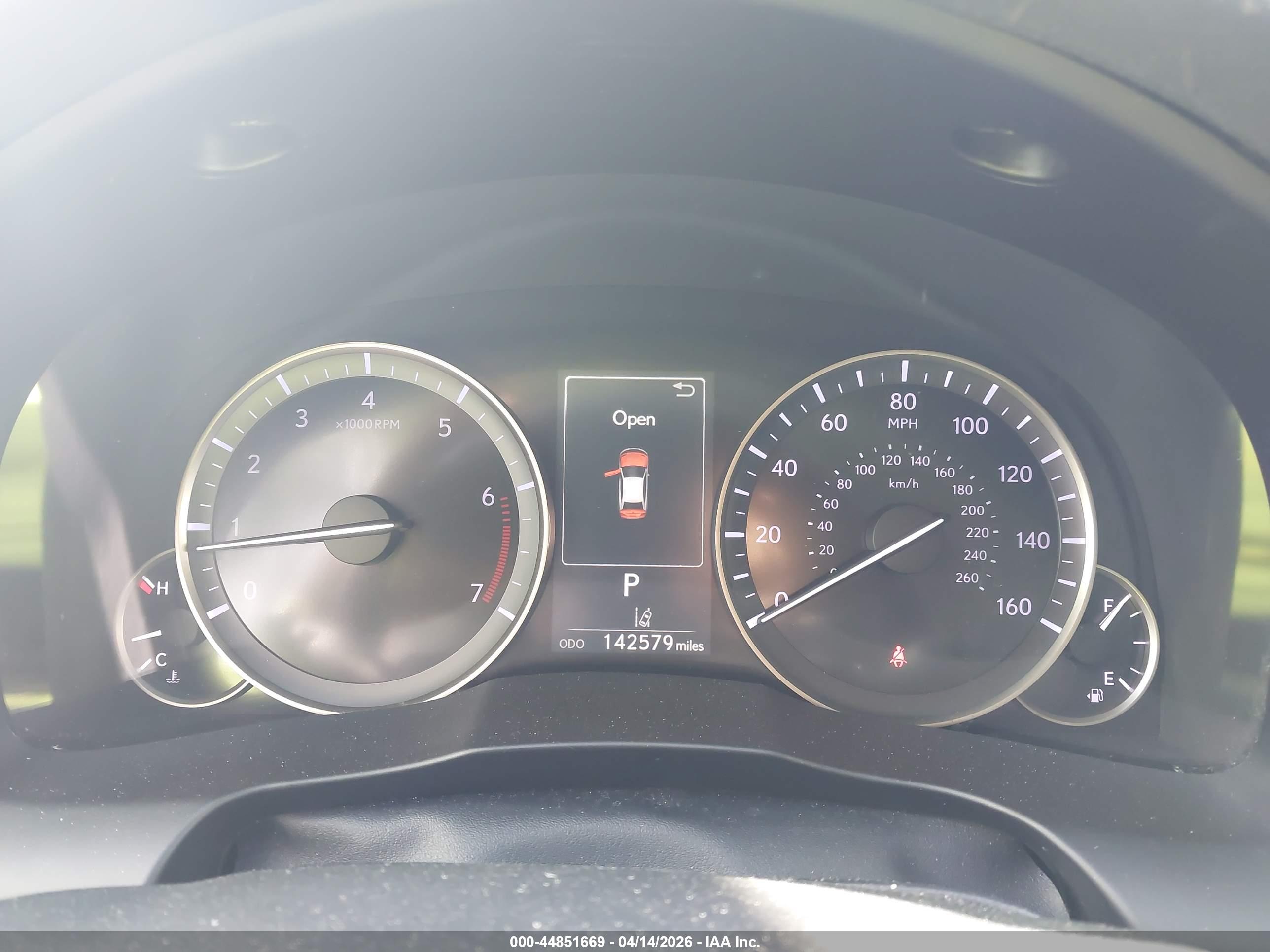 LEXUS ES image 7