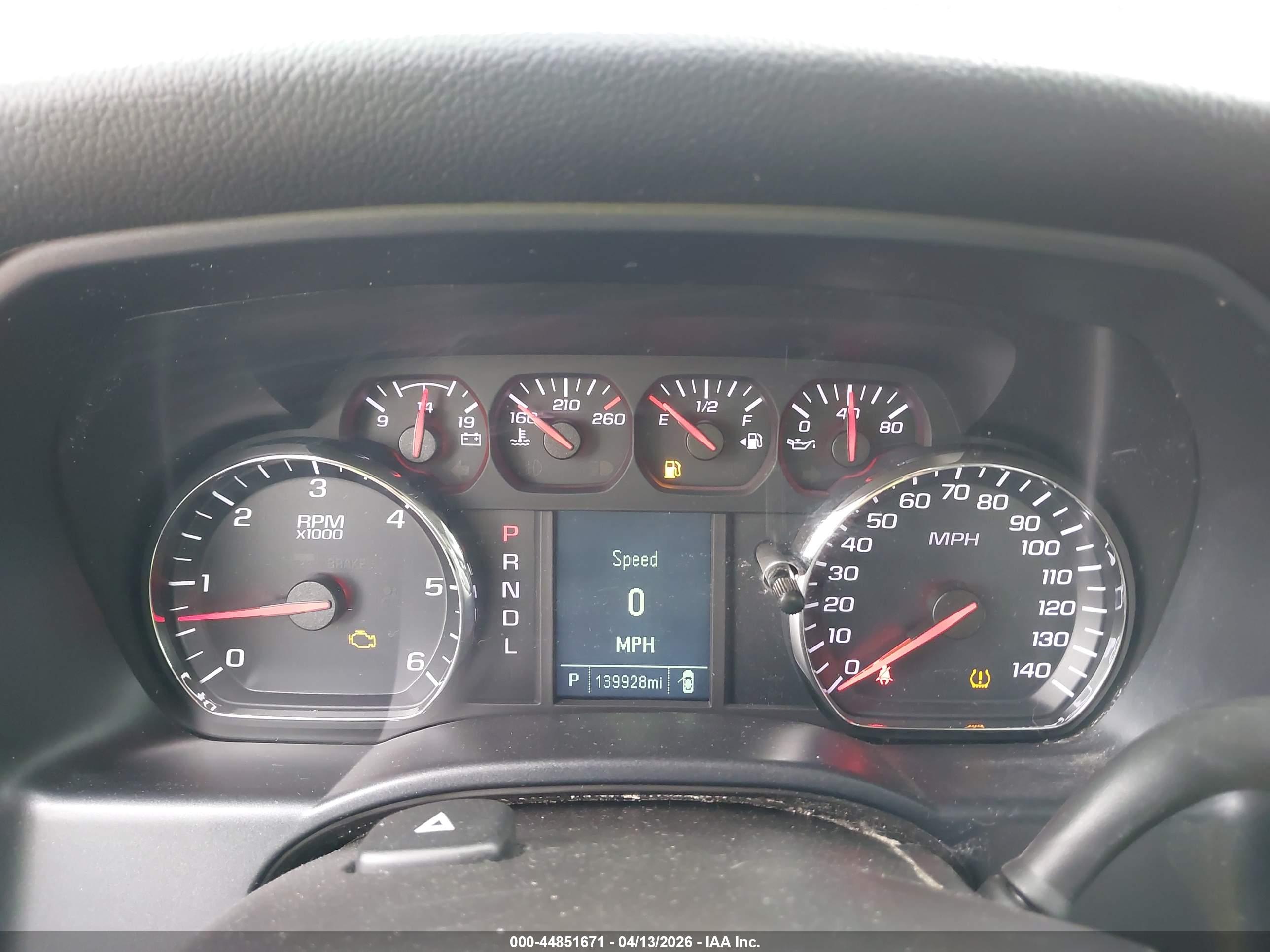 CHEVROLET SILVERADO image 7