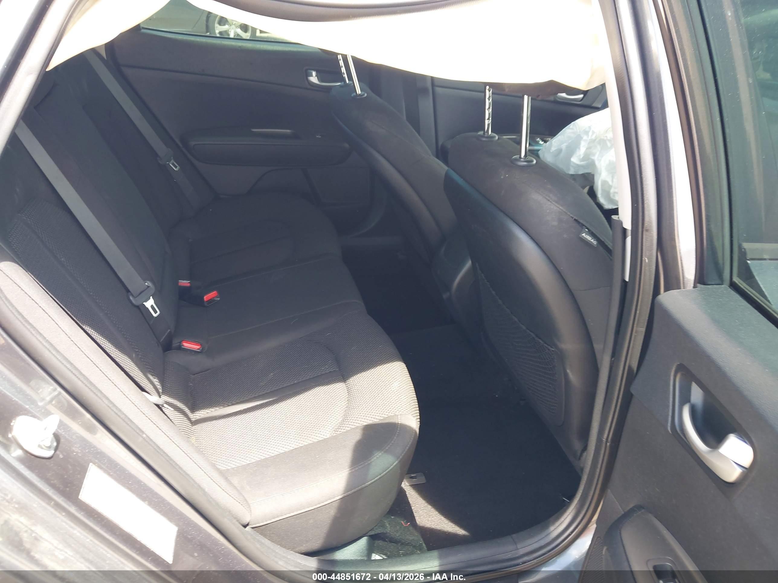 KIA OPTIMA image 8