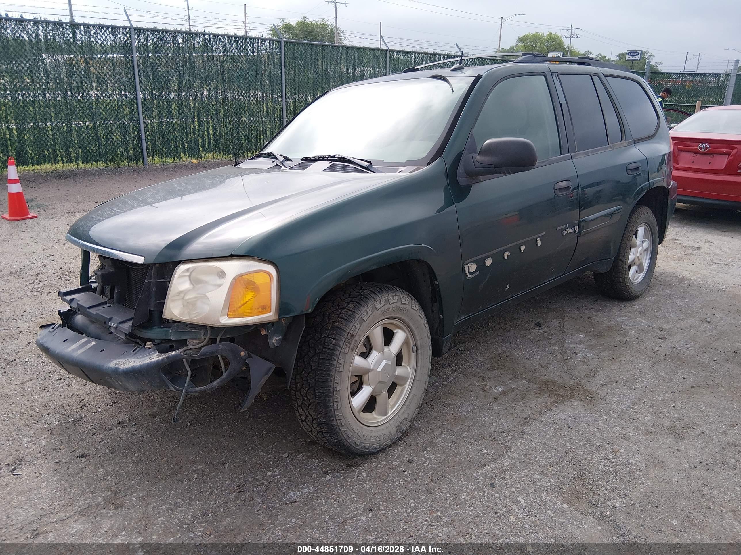GMC ENVOY image 2