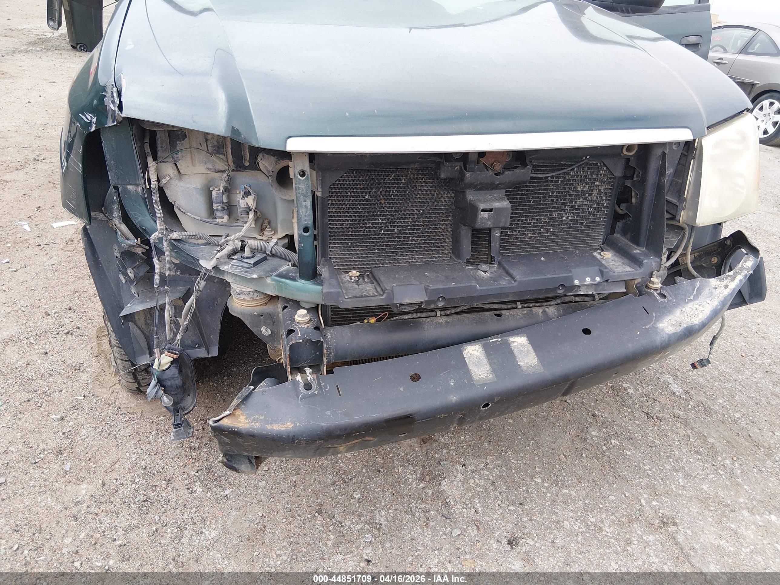 GMC ENVOY image 6