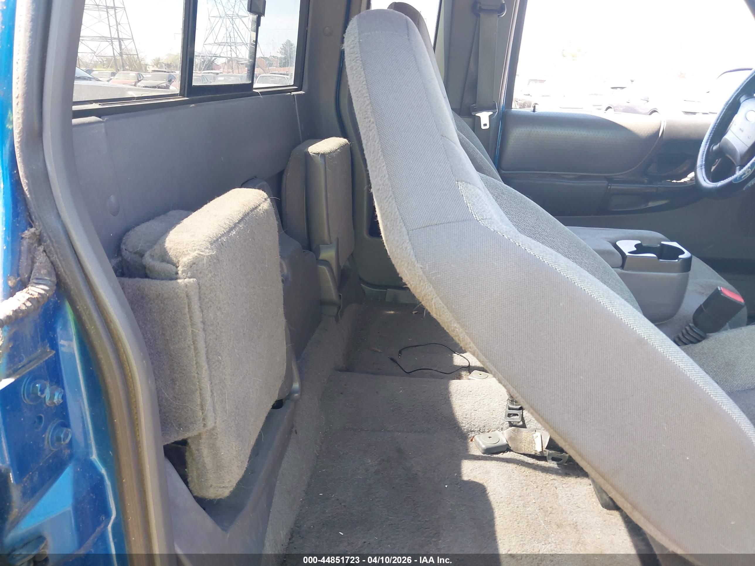 FORD RANGER image 8