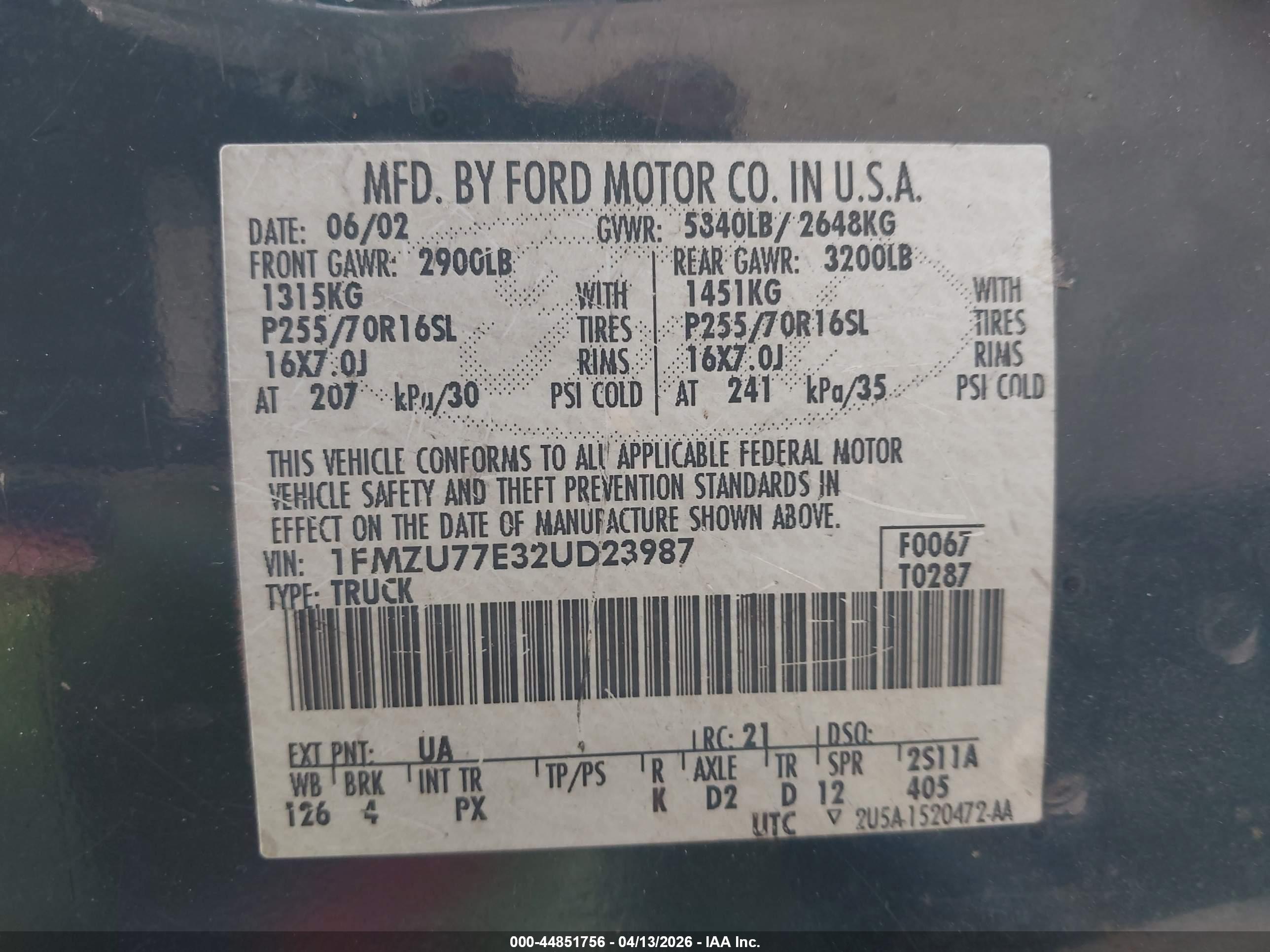FORD EXPLORER image 9