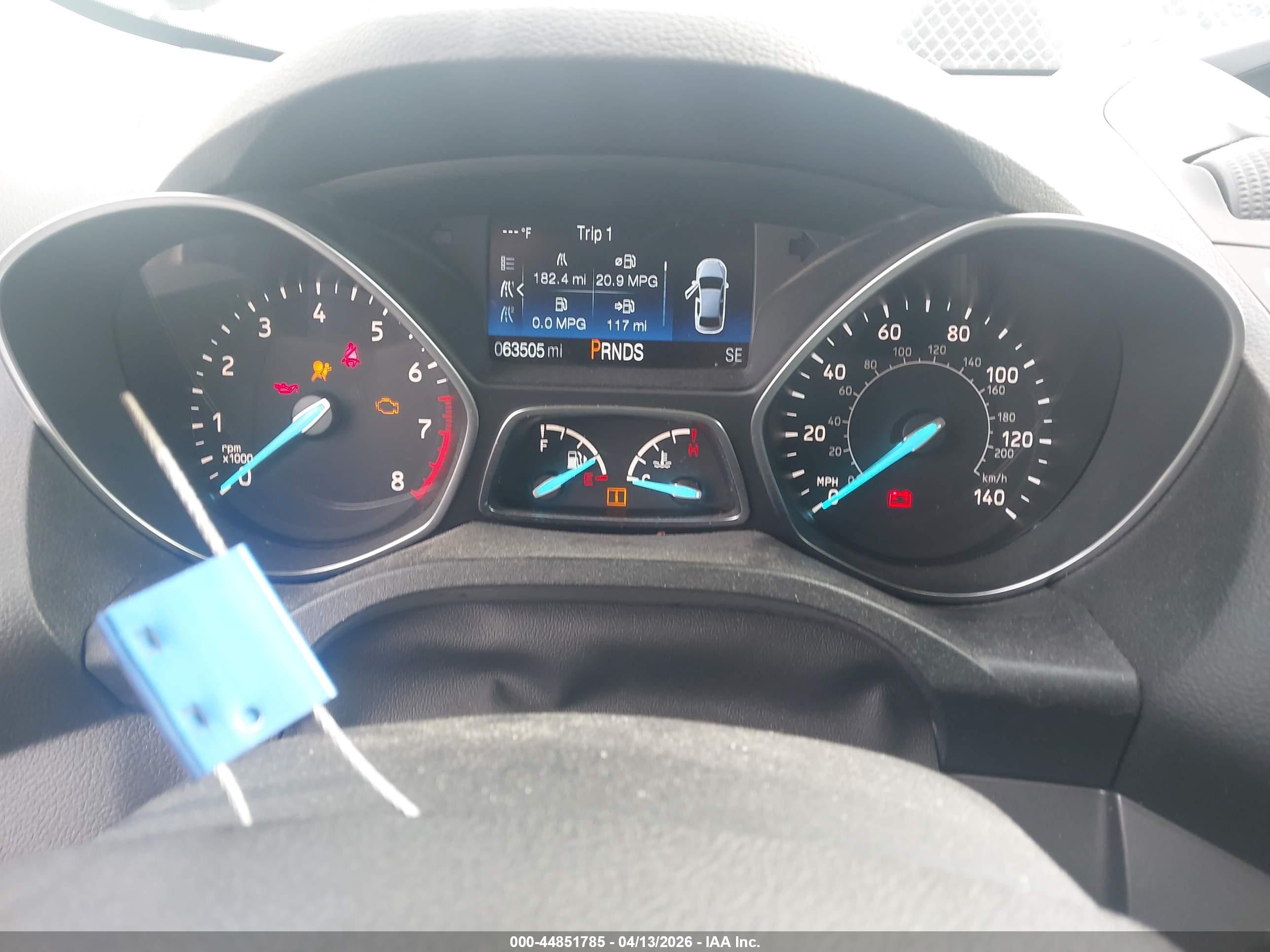 FORD ESCAPE image 7